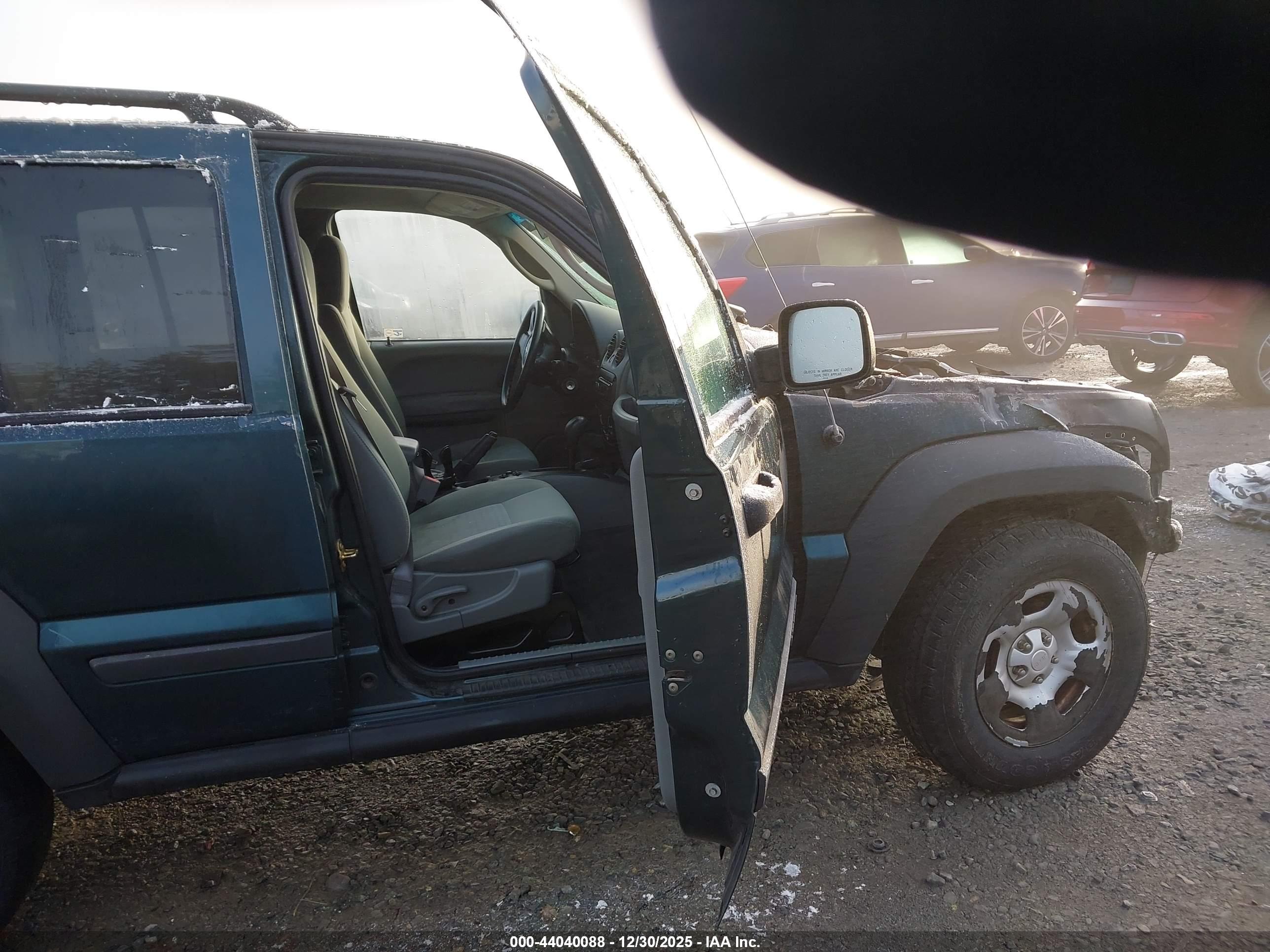 JEEP LIBERTY image 5