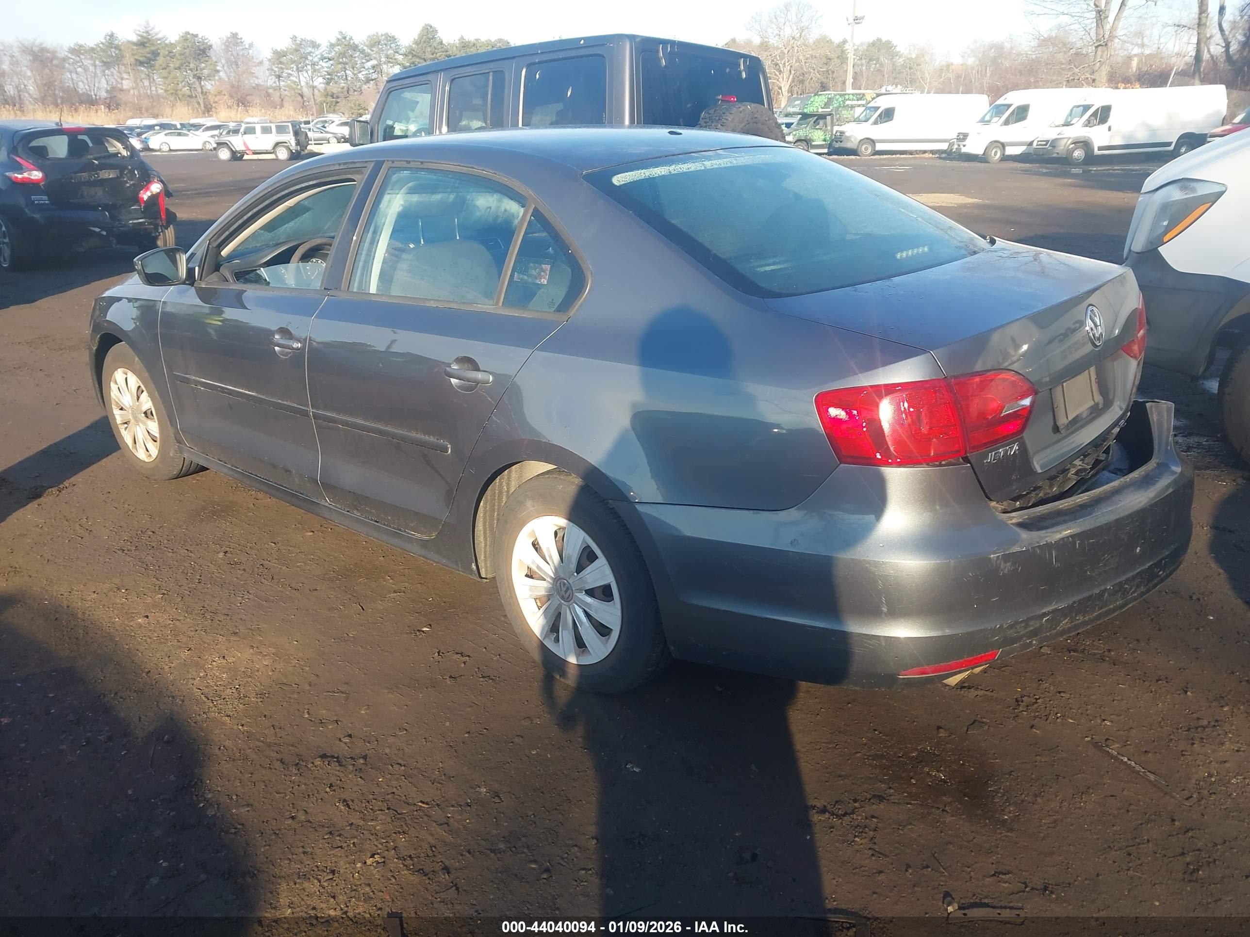 VOLKSWAGEN JETTA image 3