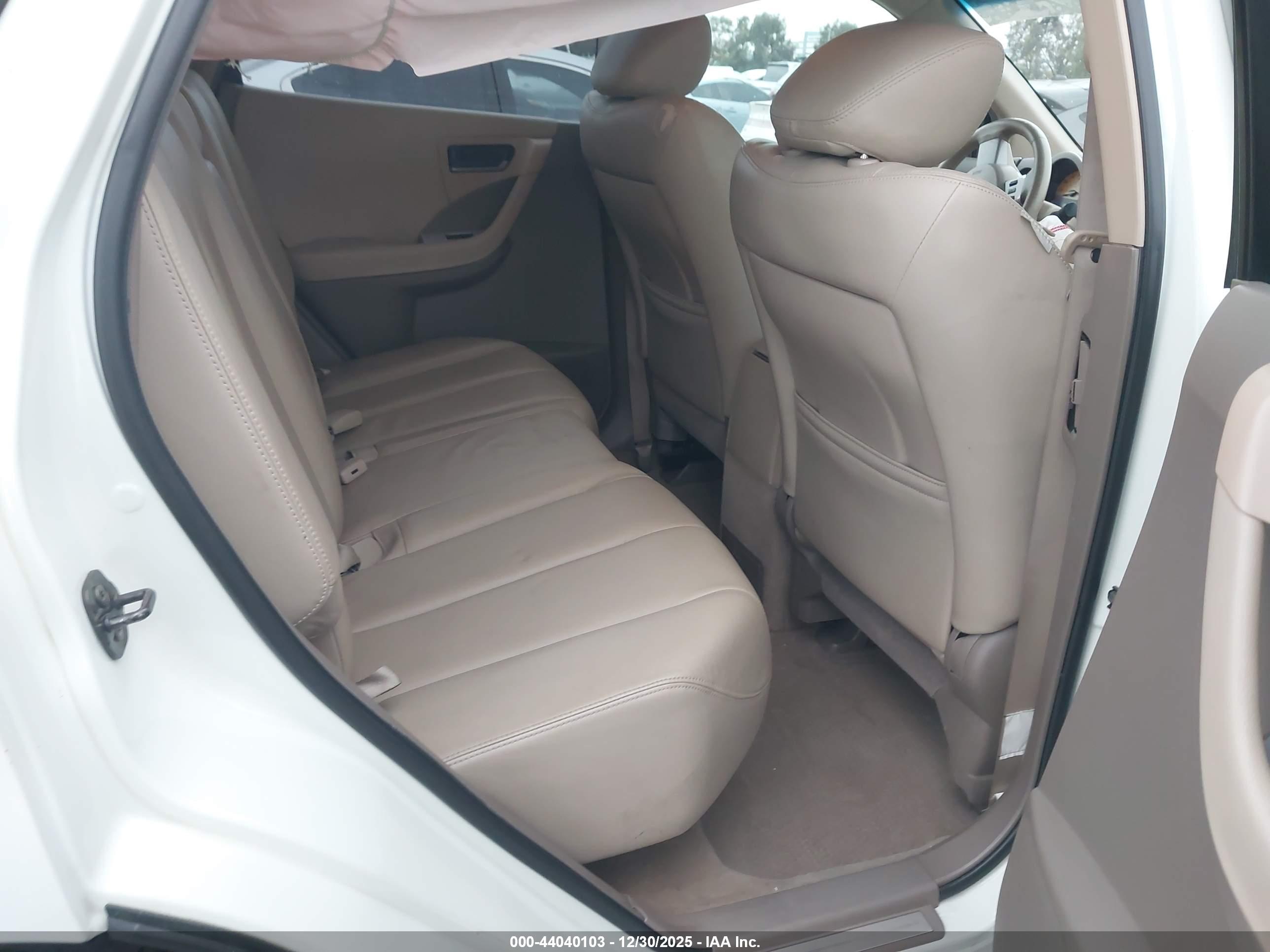 NISSAN MURANO image 8