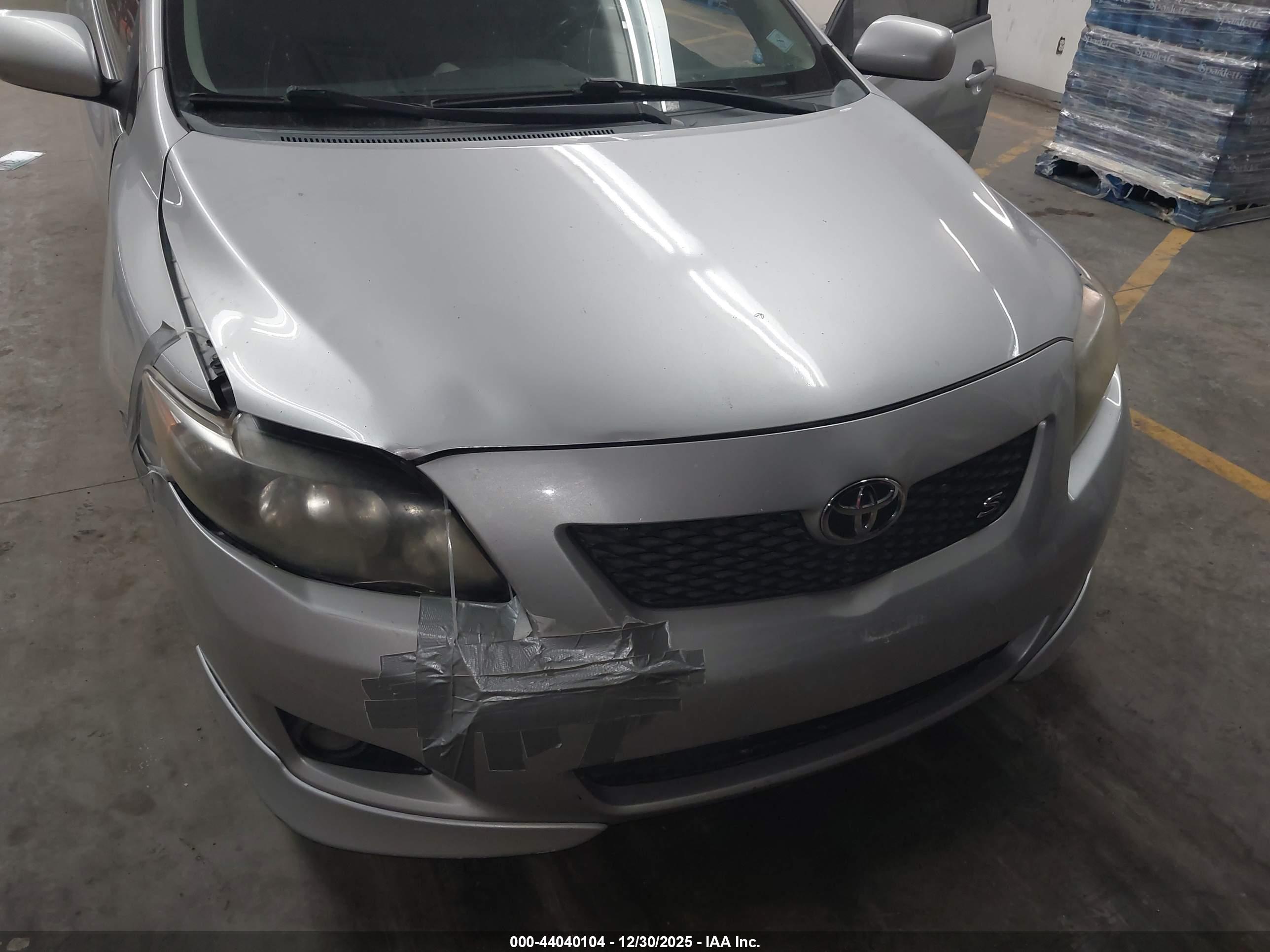 TOYOTA COROLLA image 6