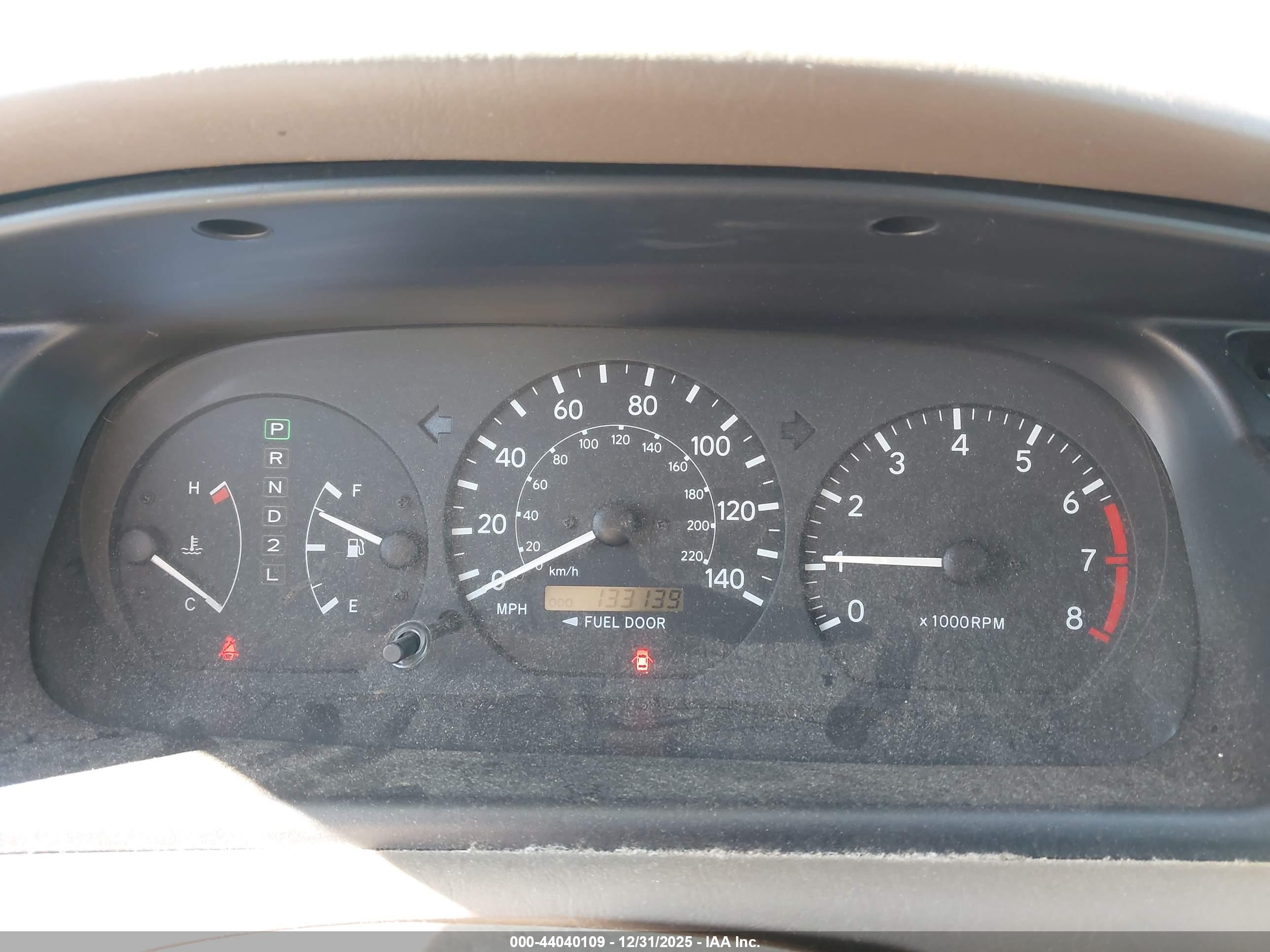 TOYOTA CAMRY image 7