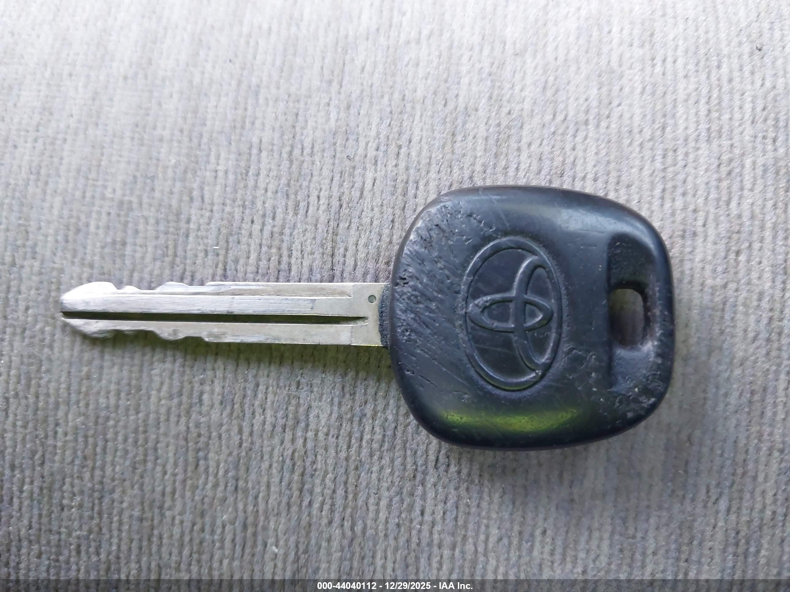 TOYOTA COROLLA image 11