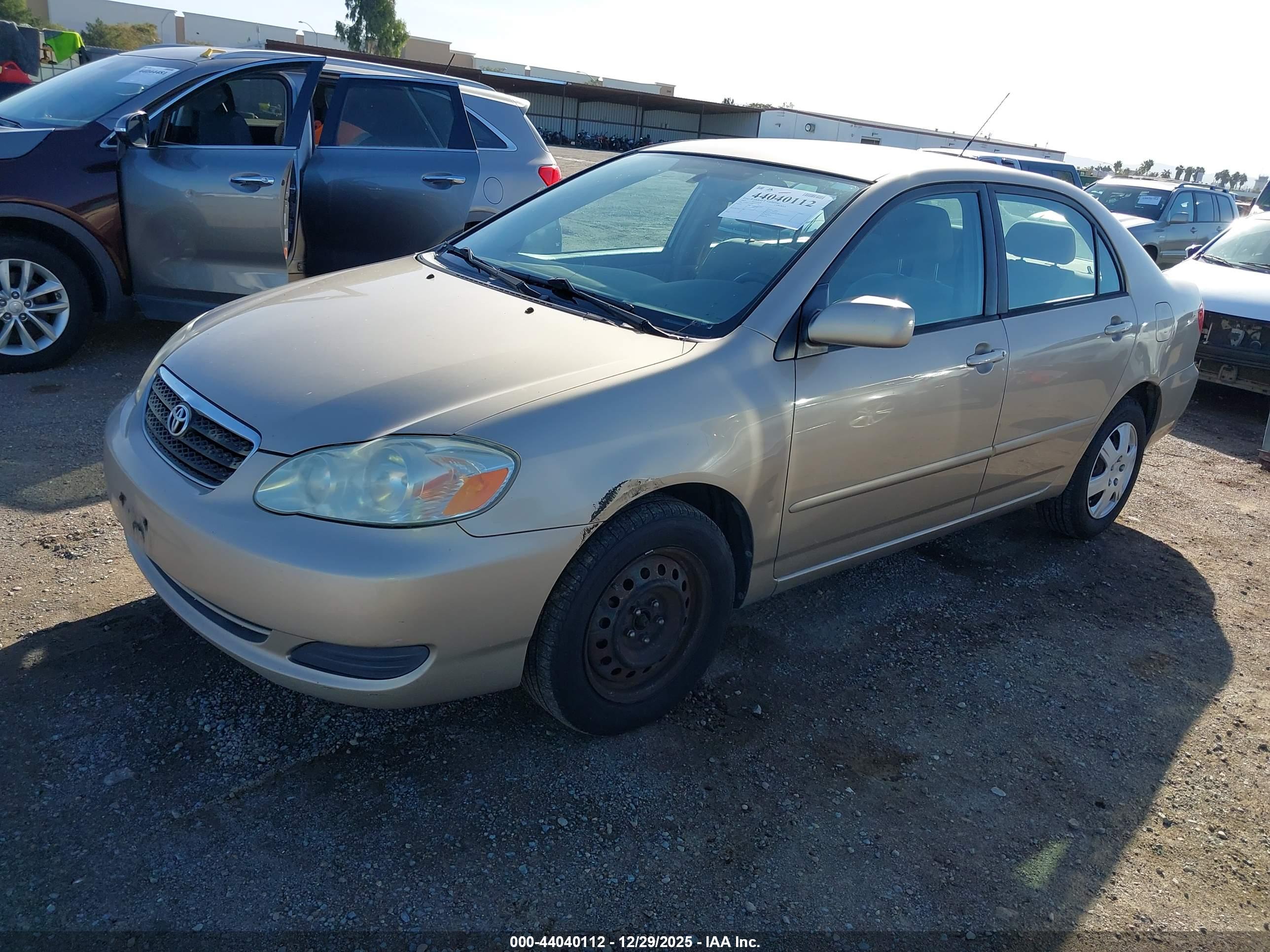 TOYOTA COROLLA image 2