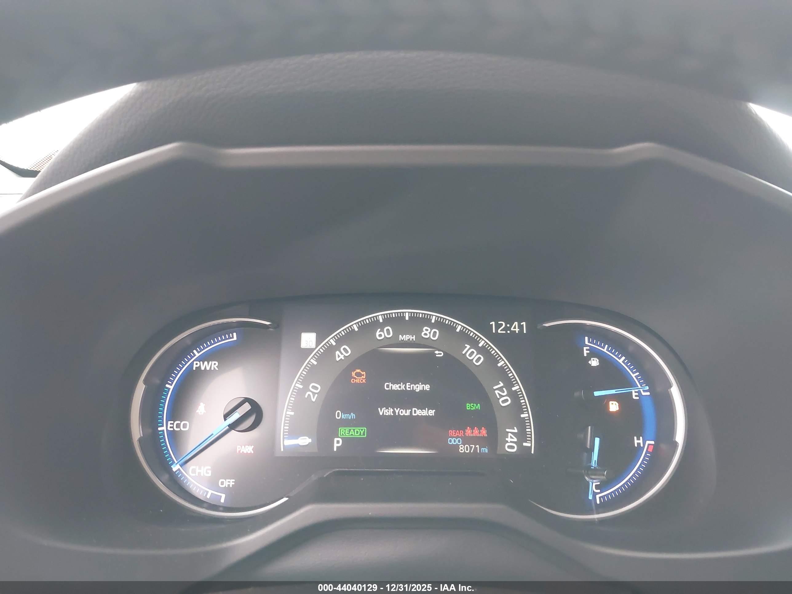 TOYOTA RAV4 image 7