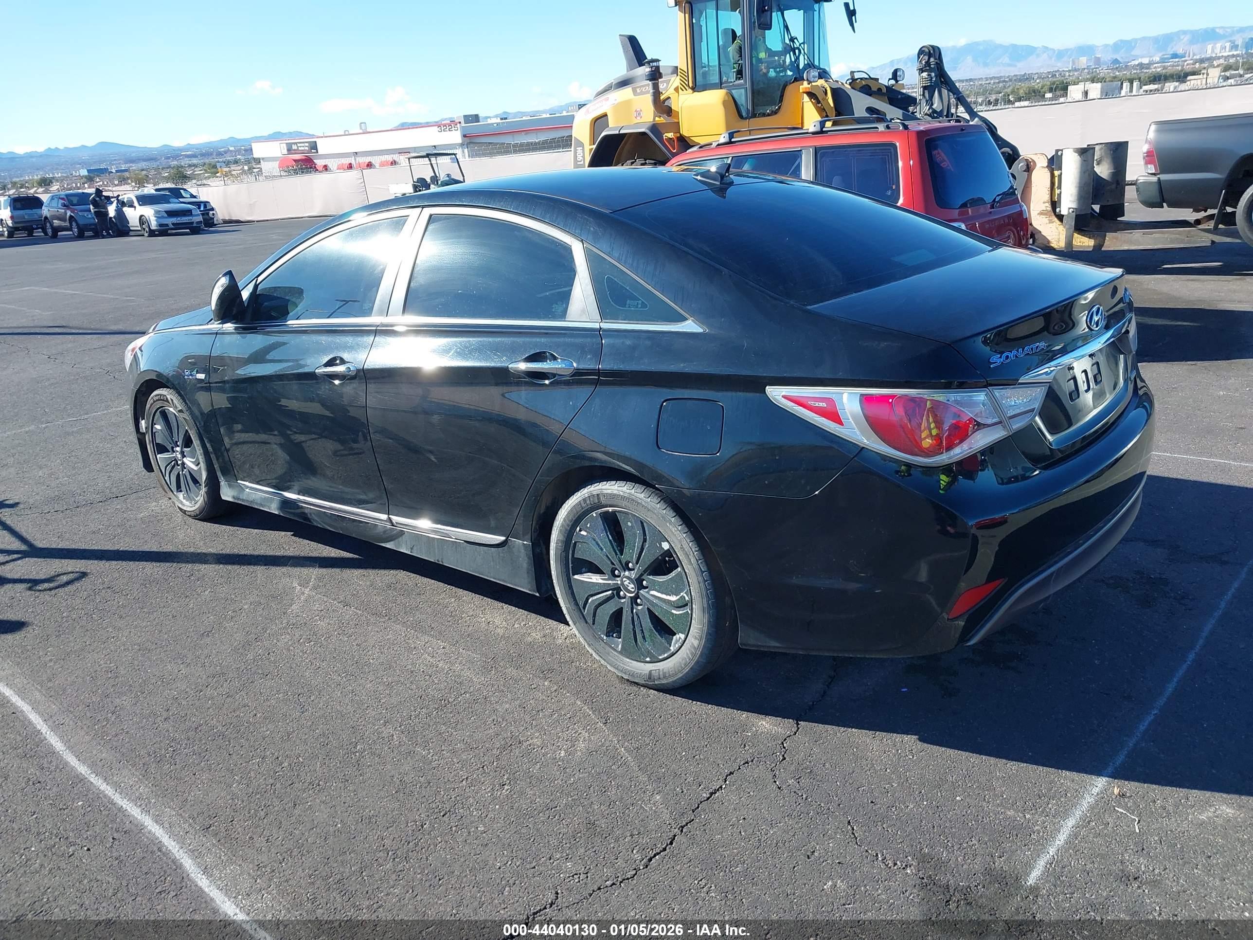 HYUNDAI SONATA image 3