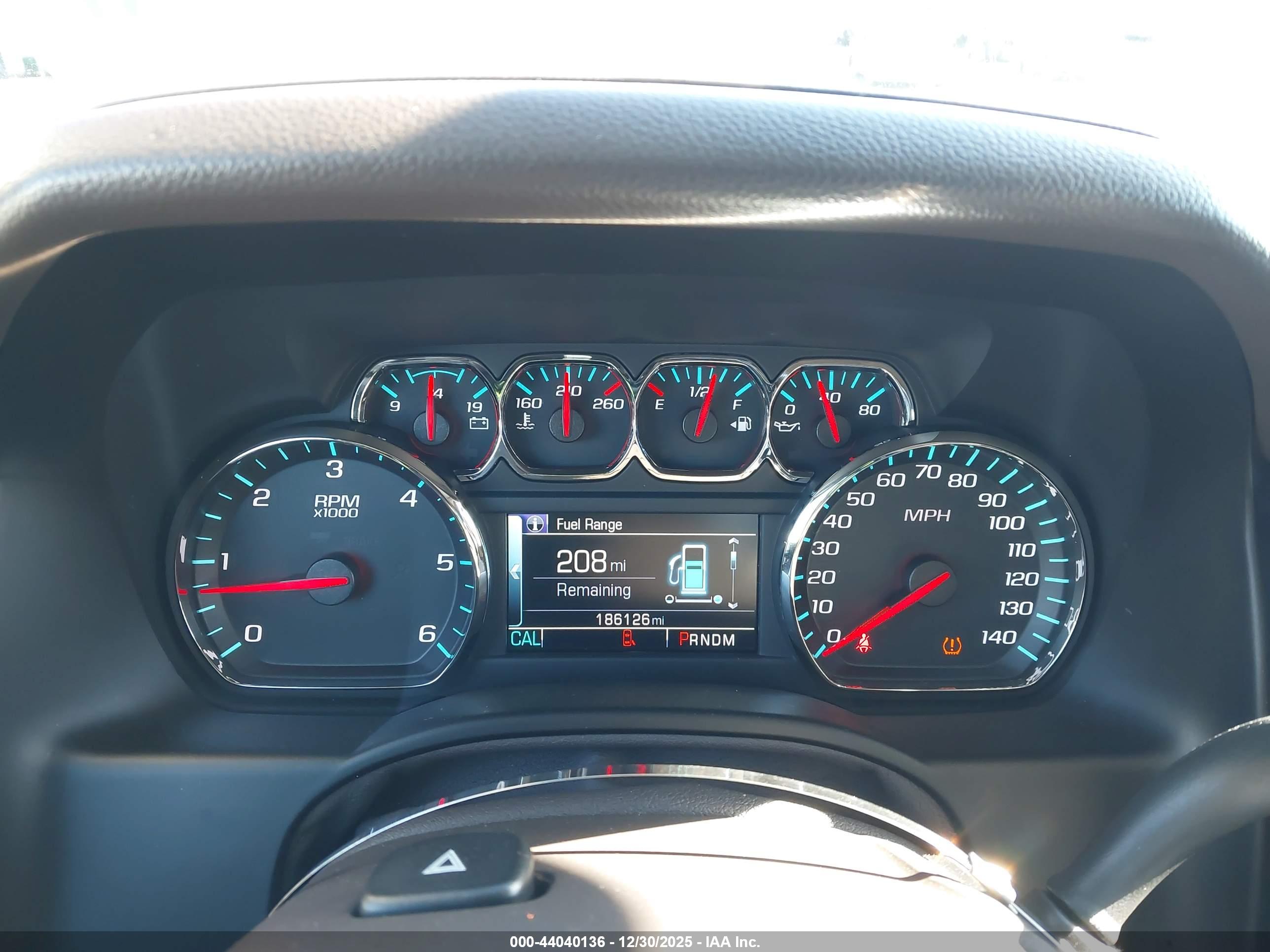 CHEVROLET TAHOE image 7