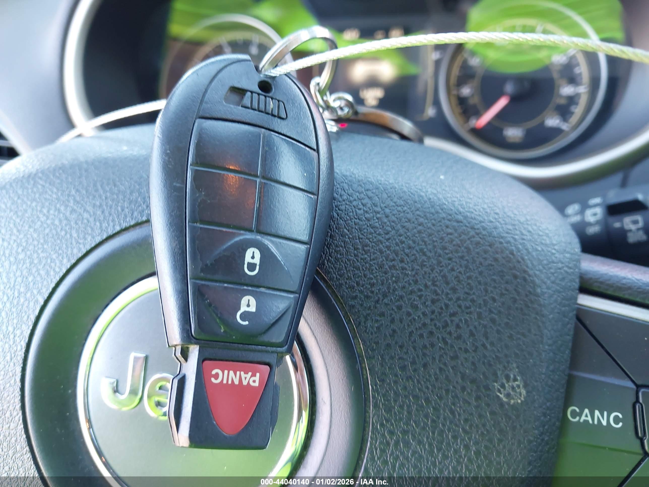JEEP CHEROKEE image 11