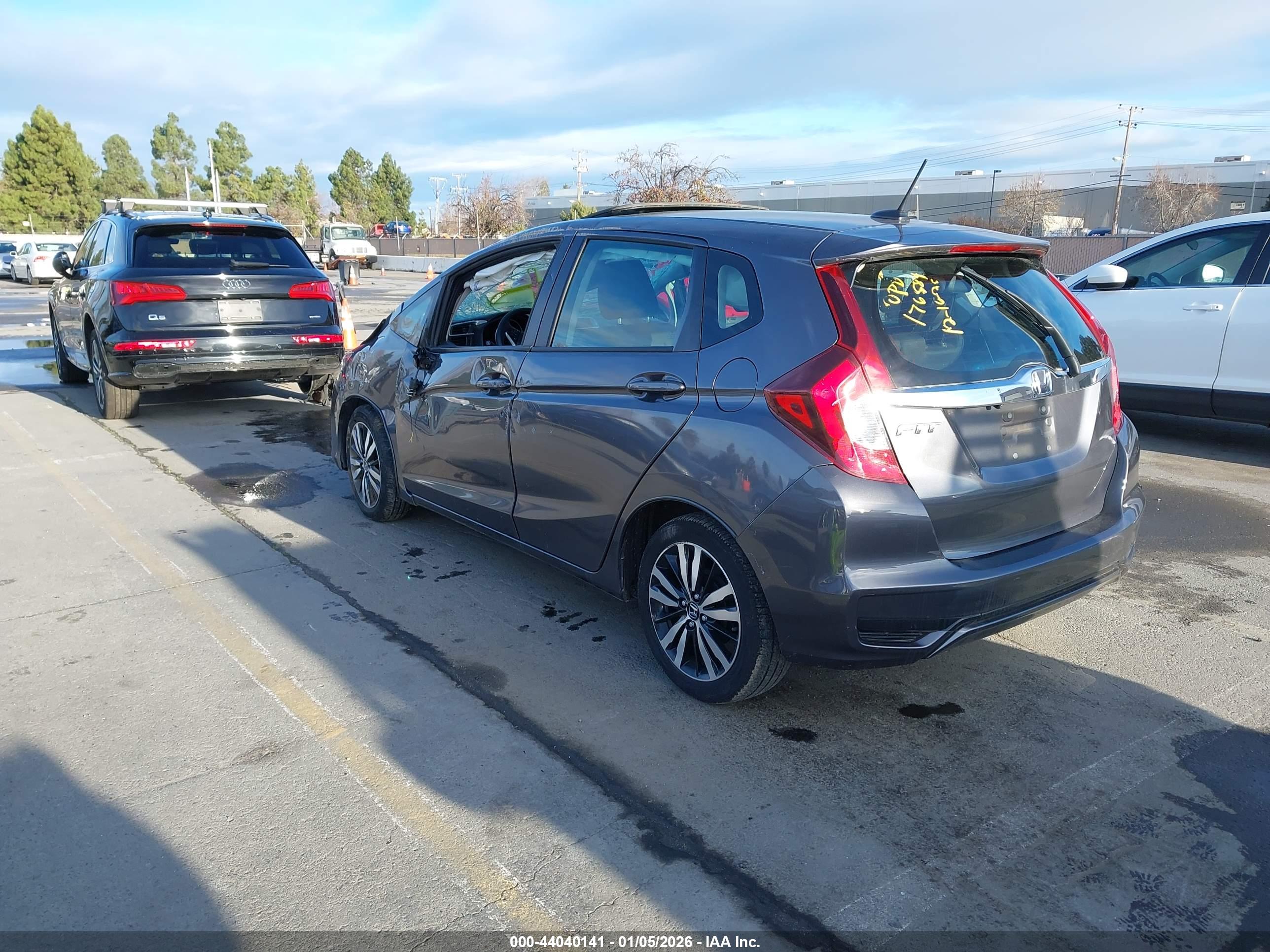 HONDA FIT image 3