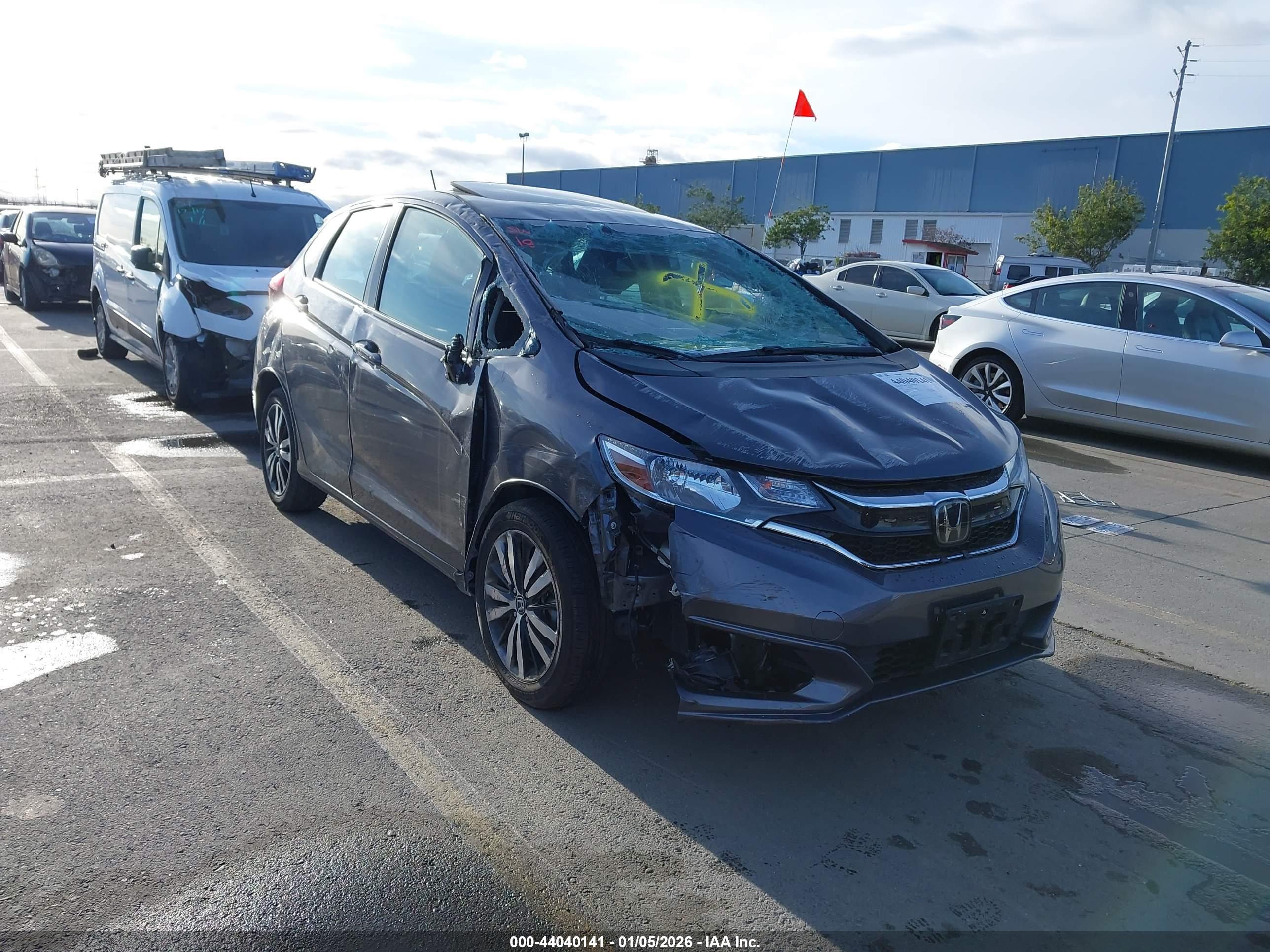 HONDA FIT image 6