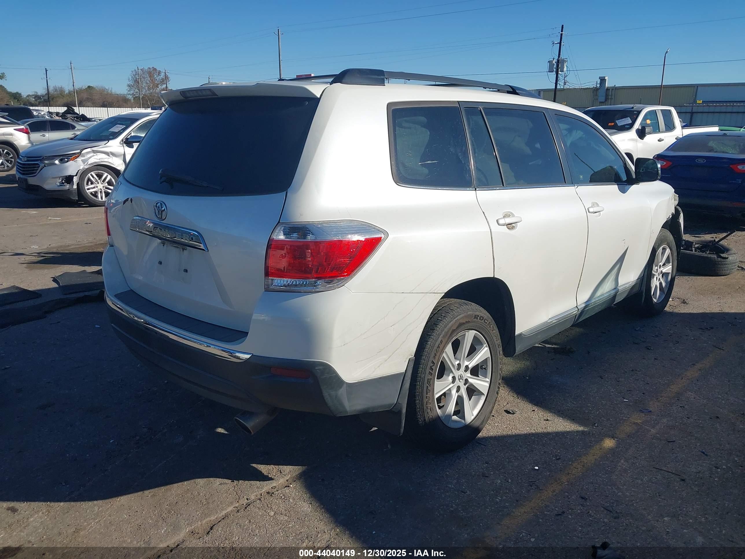 TOYOTA HIGHLANDER image 4