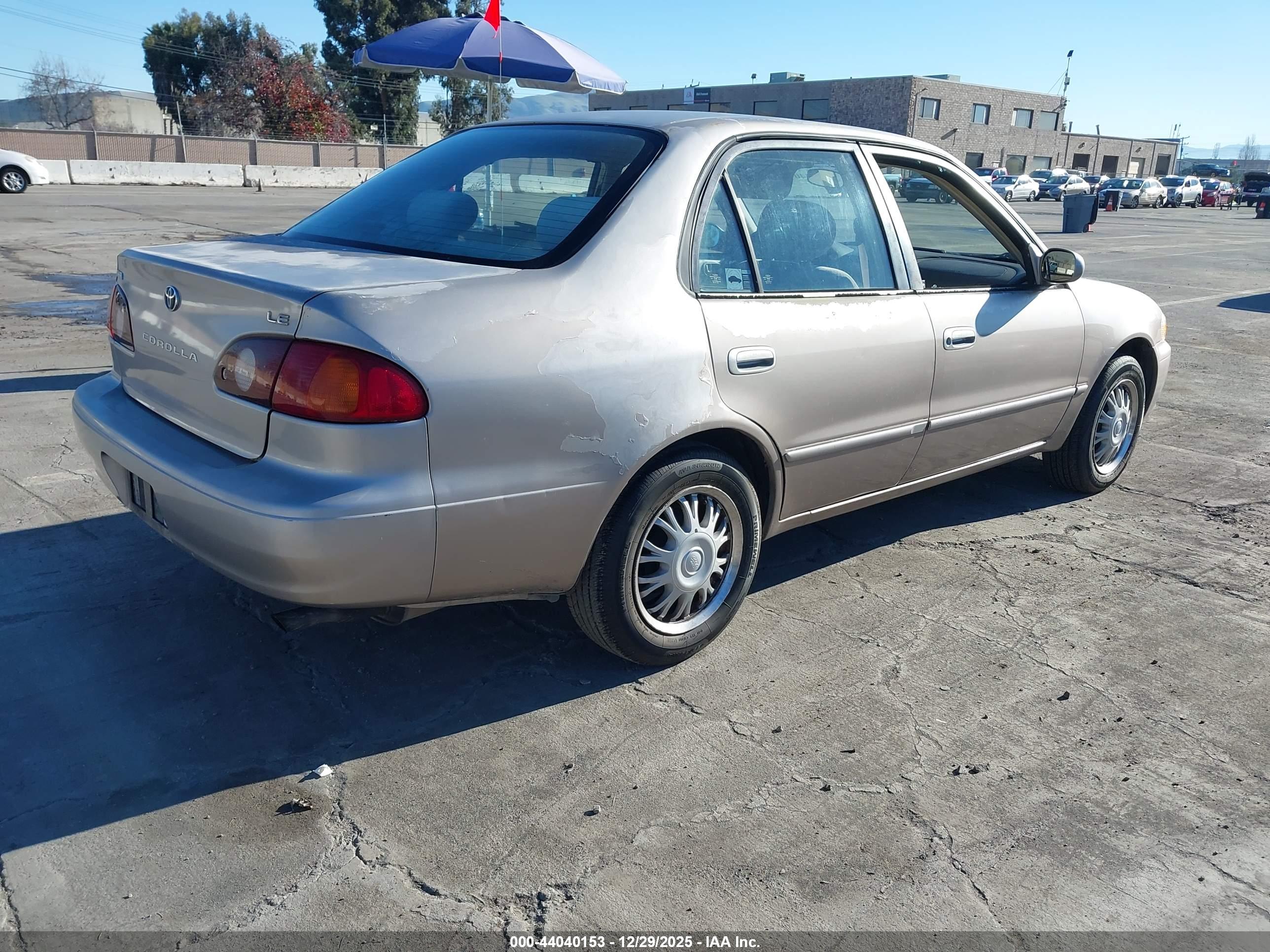TOYOTA COROLLA image 4
