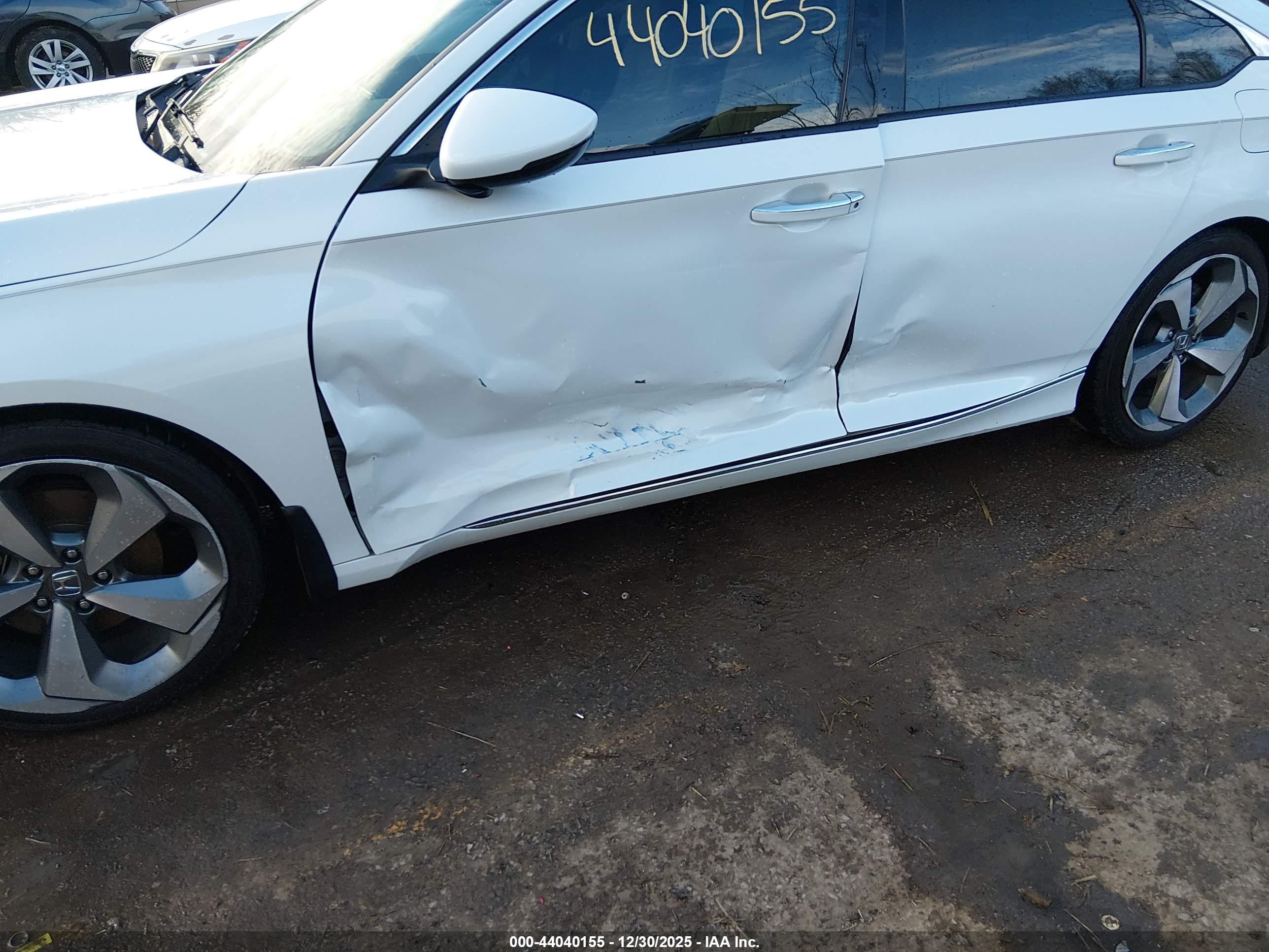 HONDA ACCORD image 6