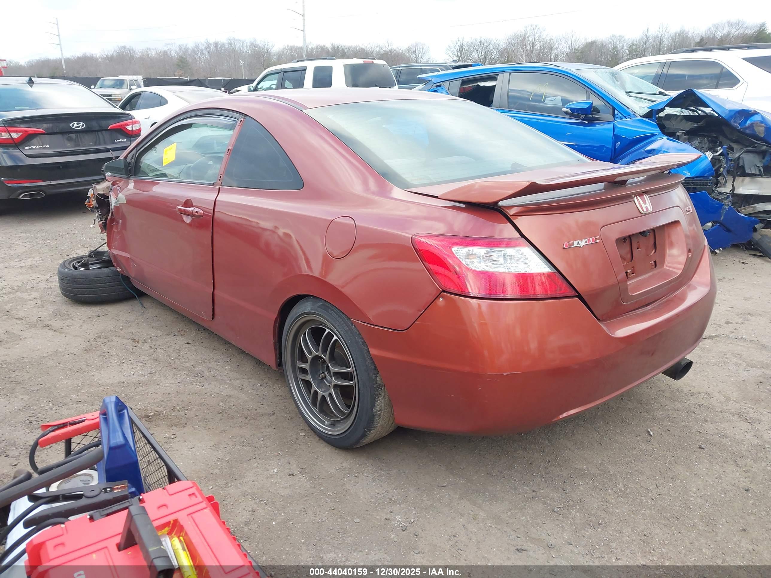HONDA CIVIC image 3
