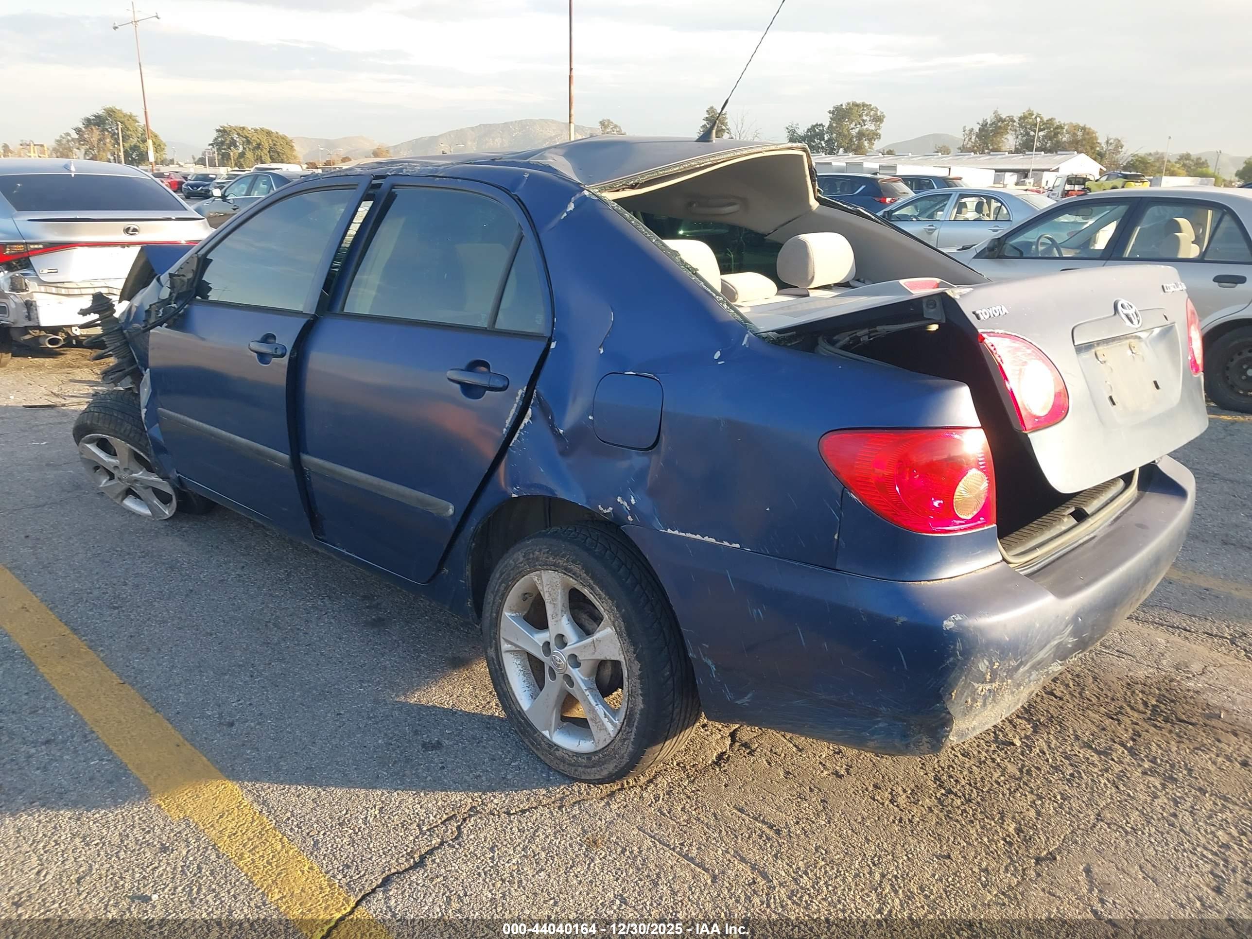 TOYOTA COROLLA image 3