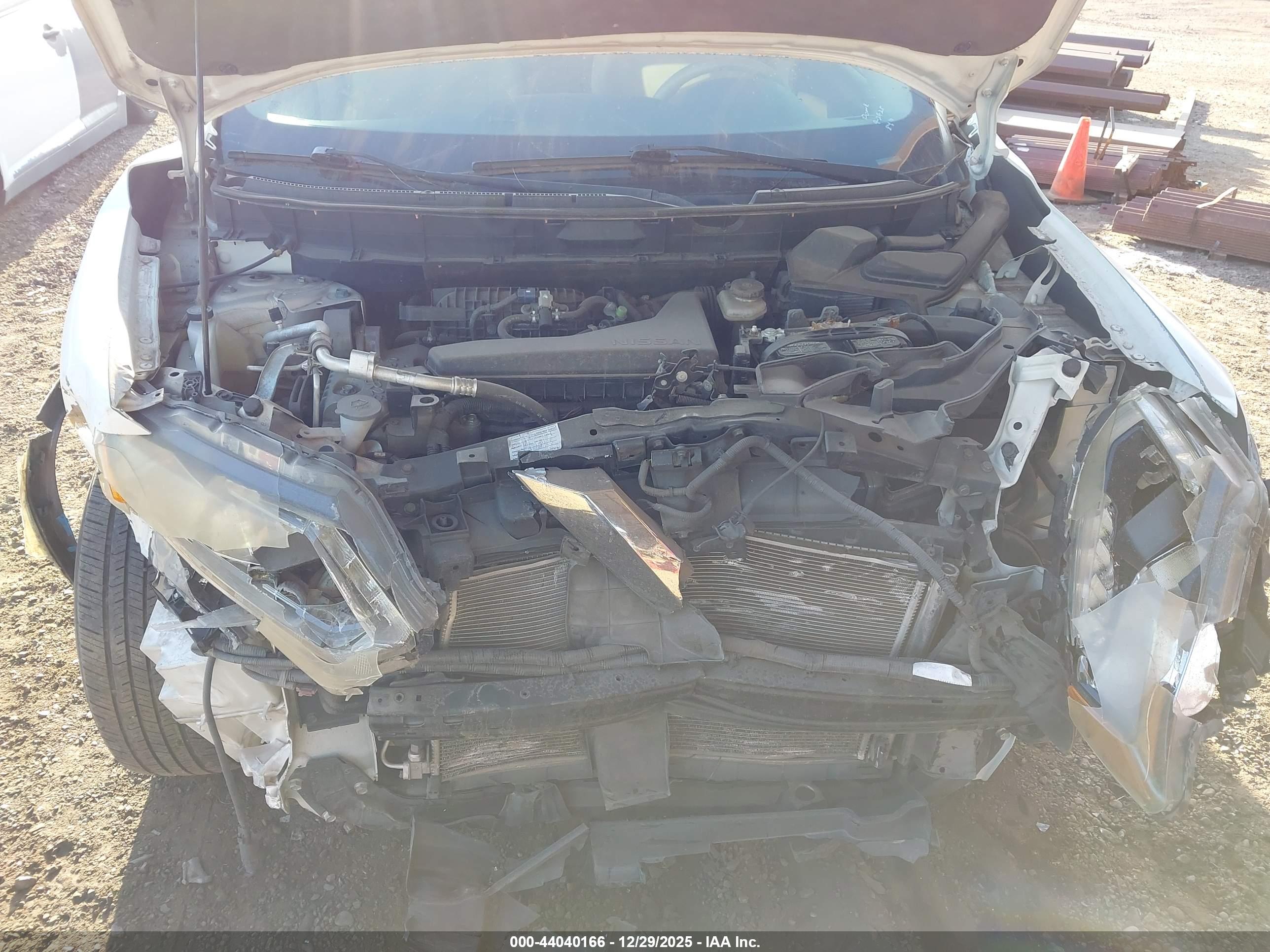 NISSAN ROGUE image 10