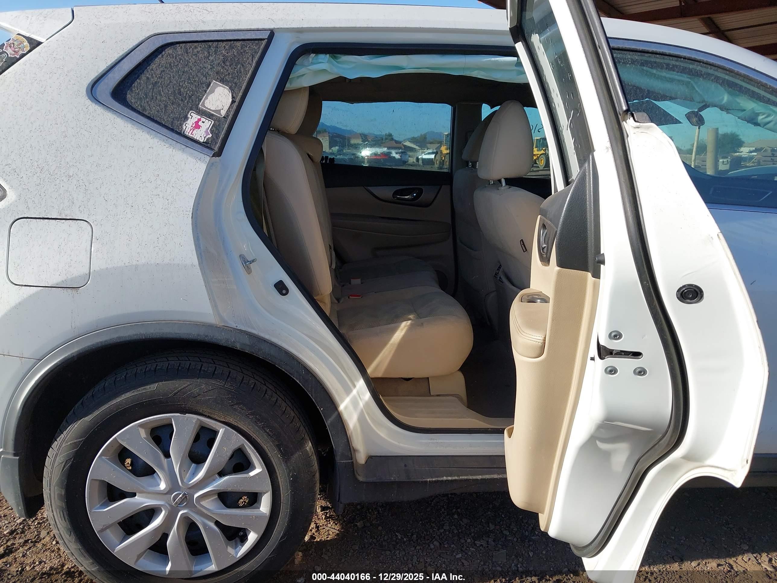 NISSAN ROGUE image 8