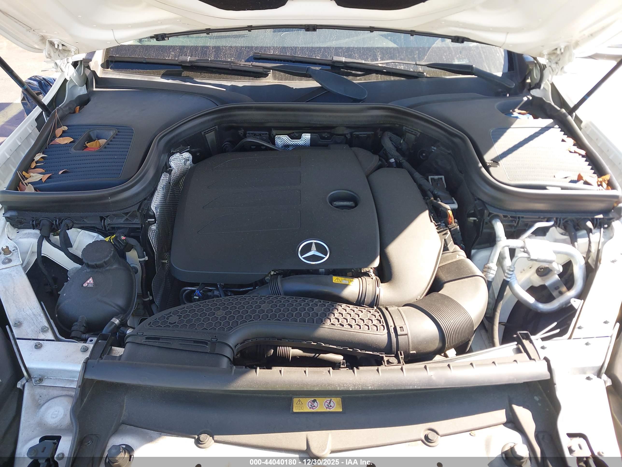 MERCEDES-BENZ GLC image 10