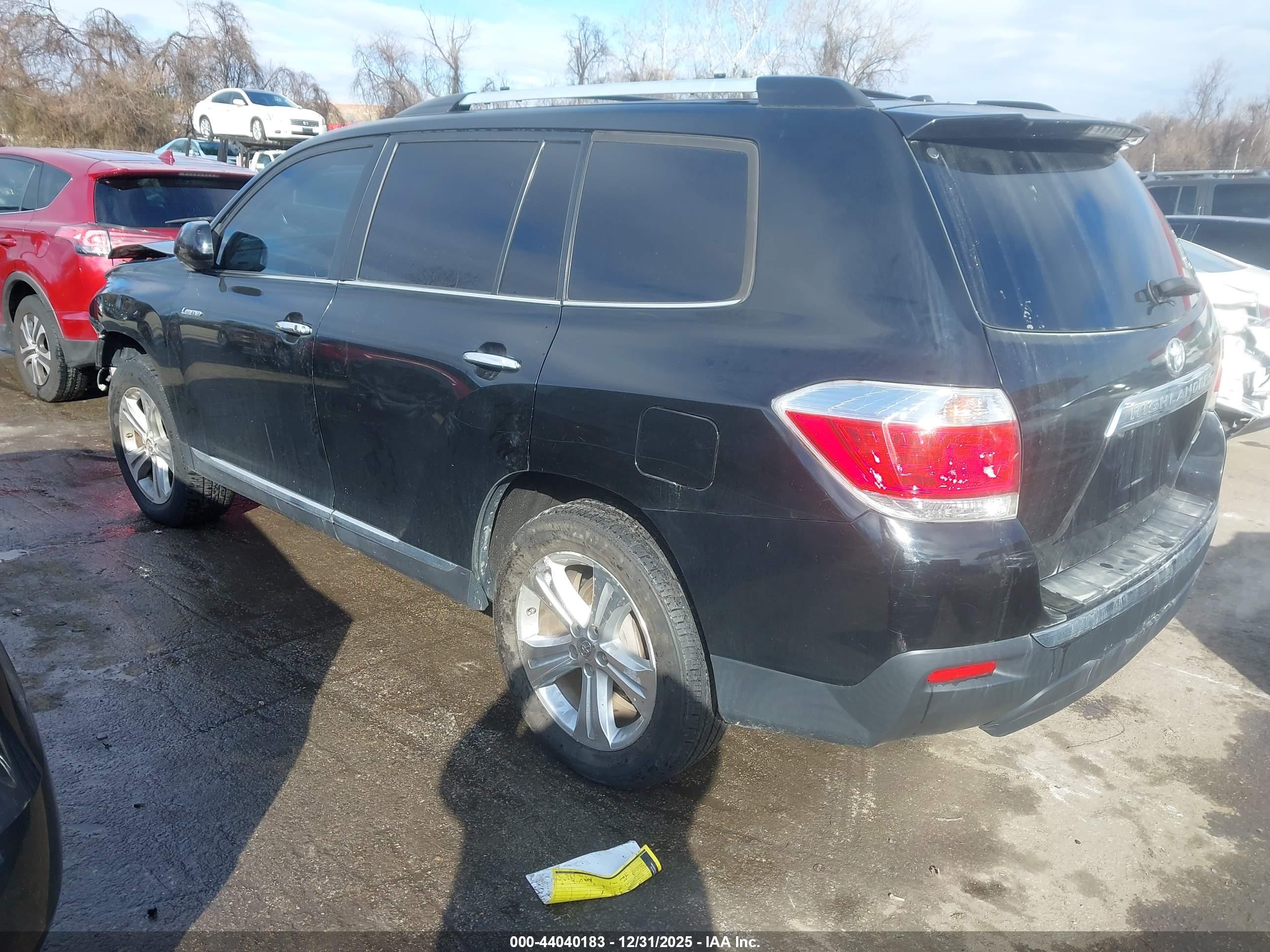 TOYOTA HIGHLANDER image 3