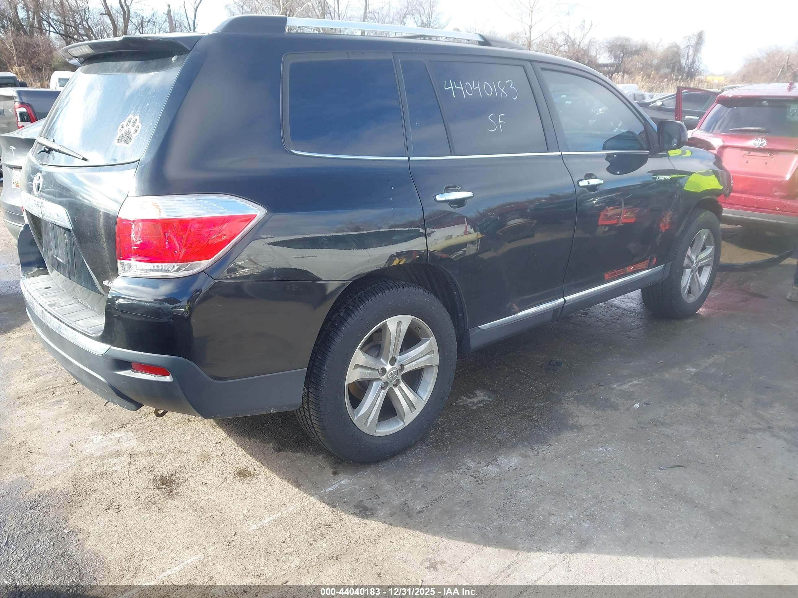 TOYOTA HIGHLANDER image 4