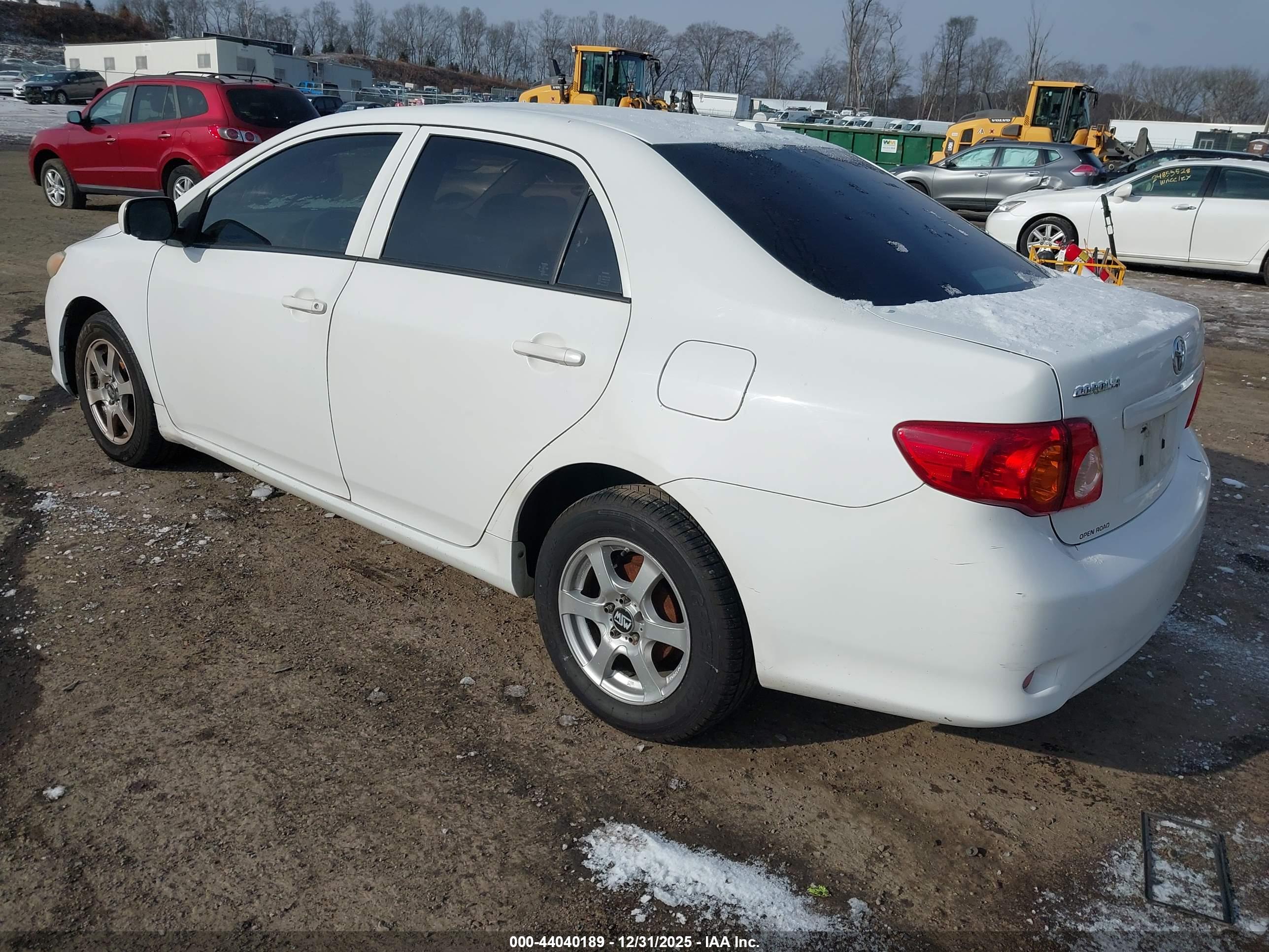 TOYOTA COROLLA image 3