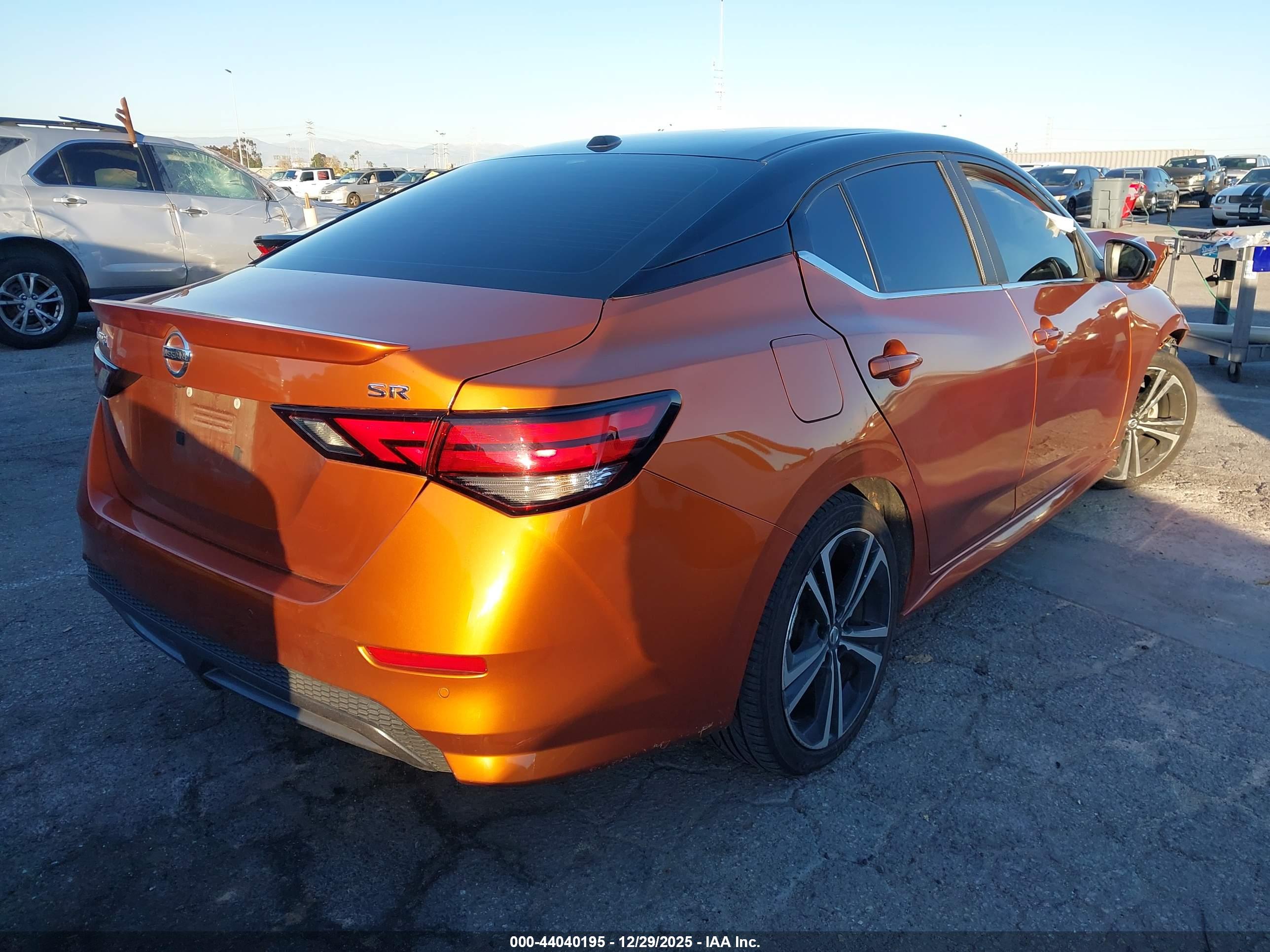 NISSAN SENTRA image 4