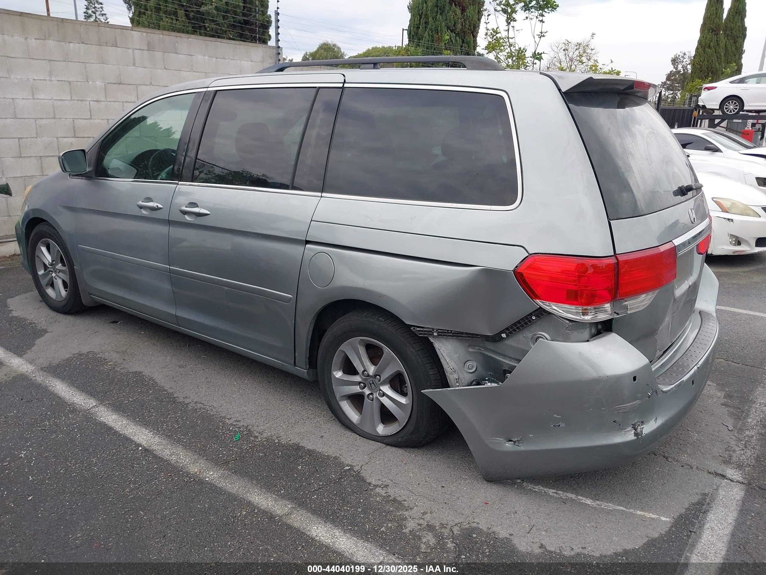 HONDA ODYSSEY image 3