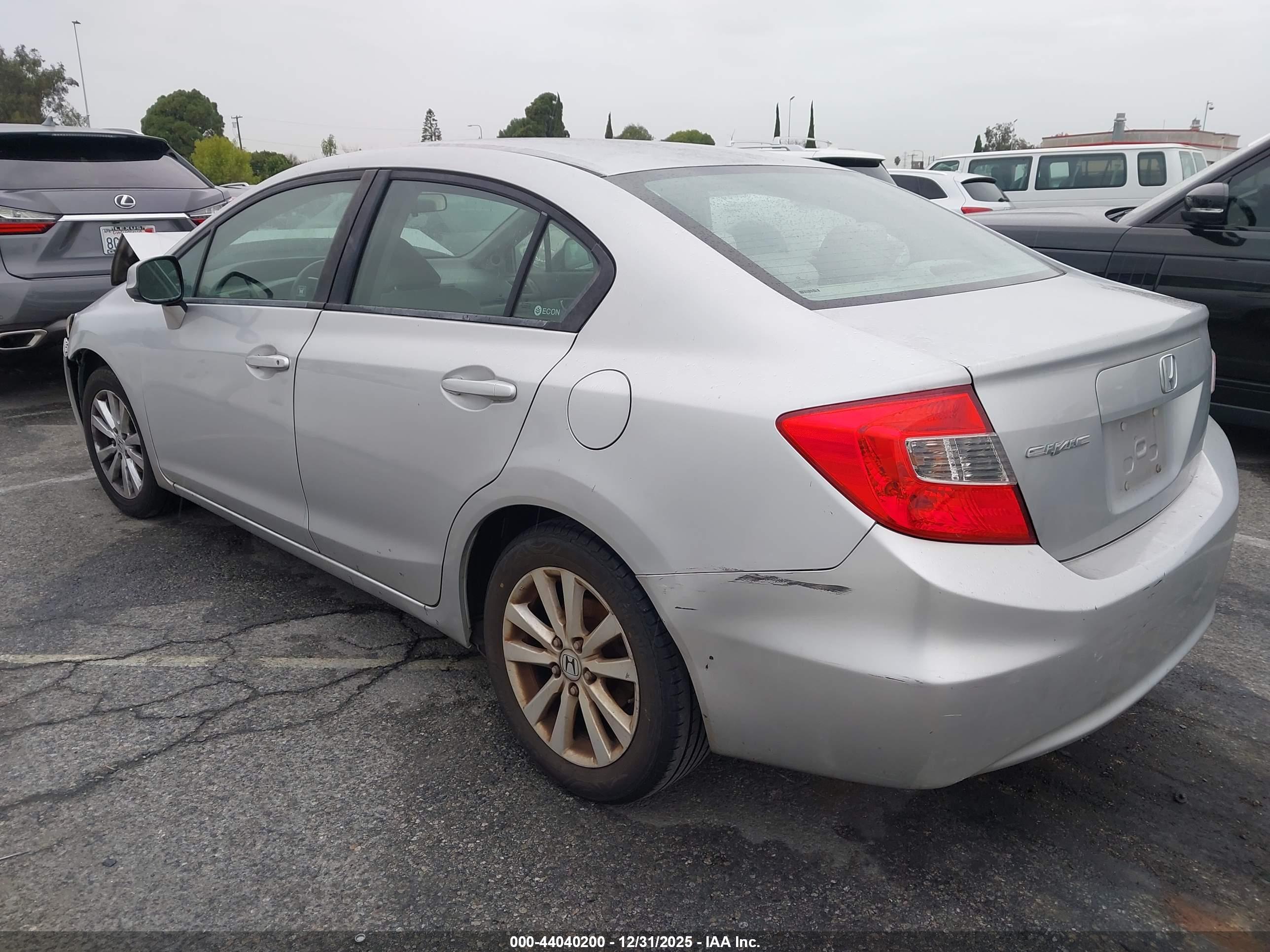 HONDA CIVIC image 3
