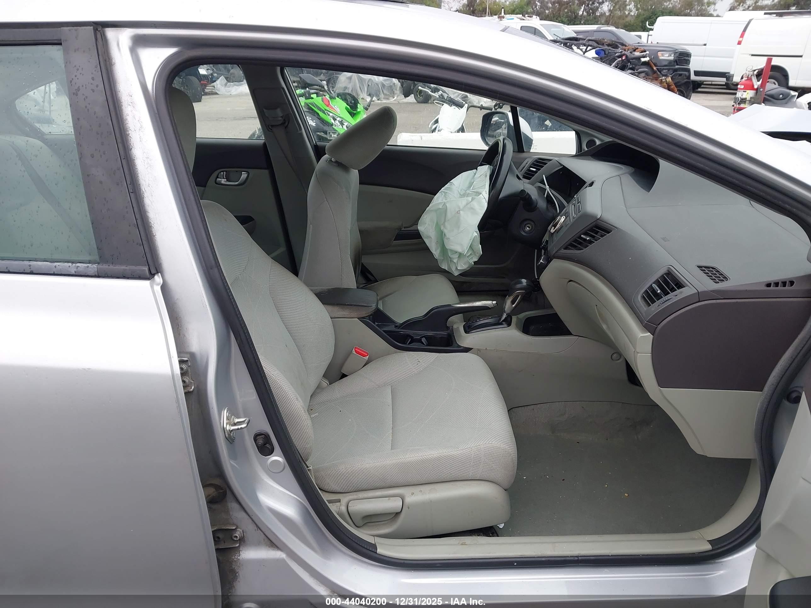HONDA CIVIC image 5