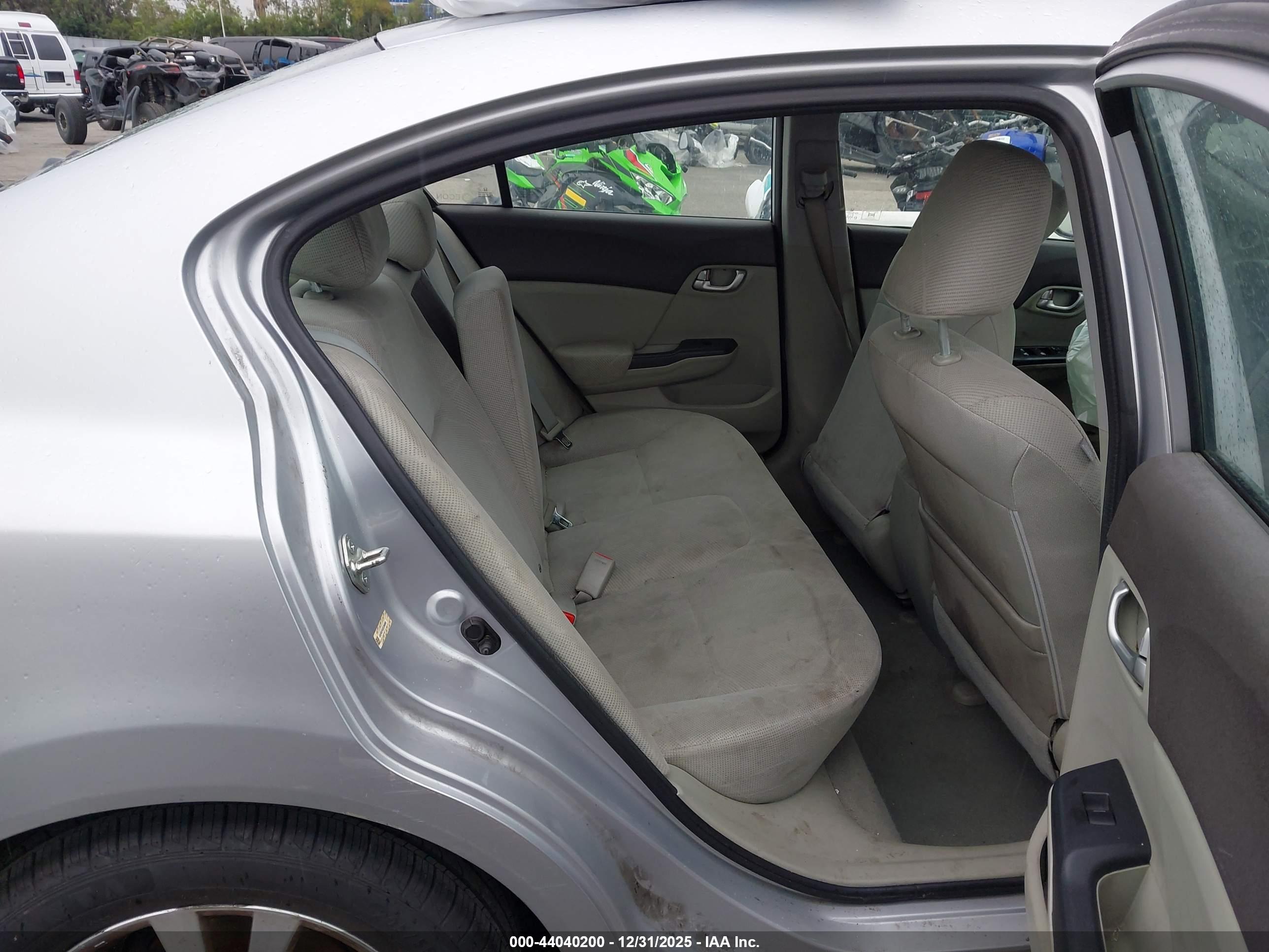 HONDA CIVIC image 8