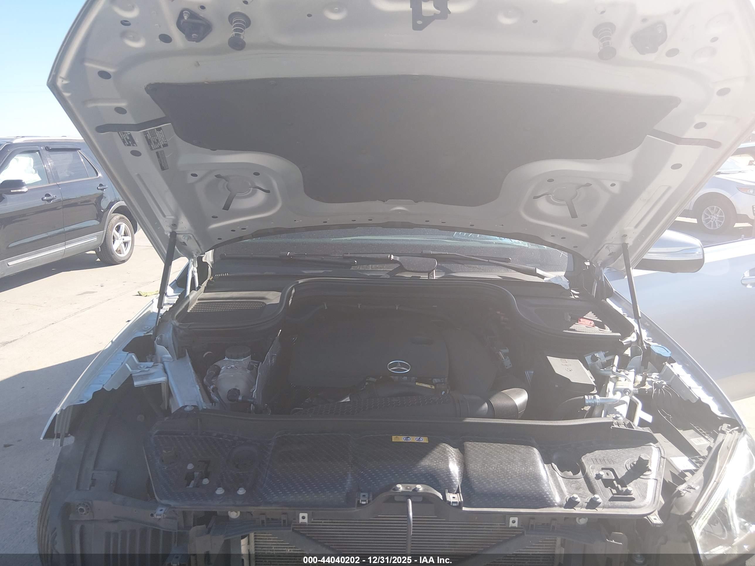 MERCEDES-BENZ GLE image 10