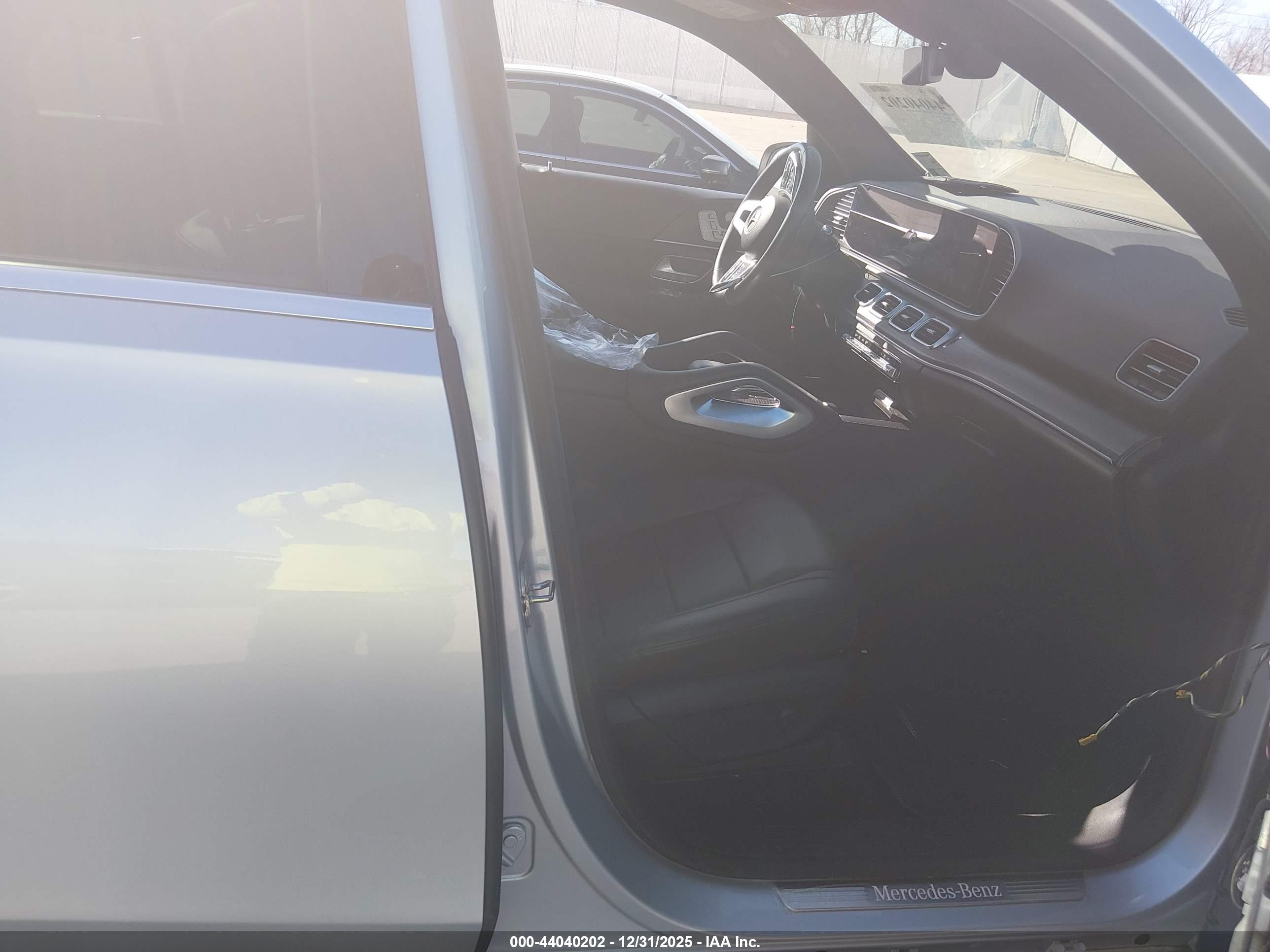 MERCEDES-BENZ GLE image 5