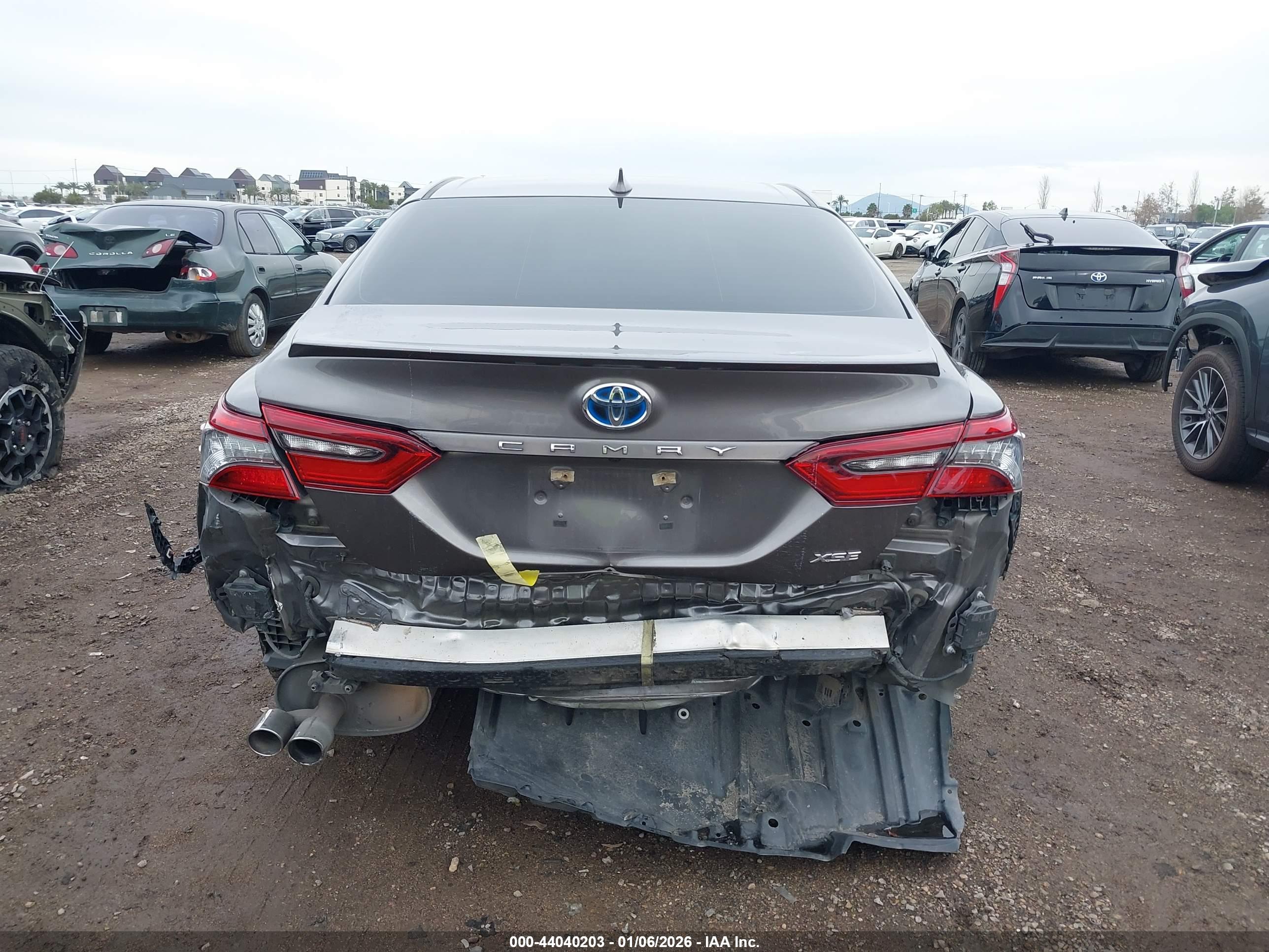 TOYOTA CAMRY image 6