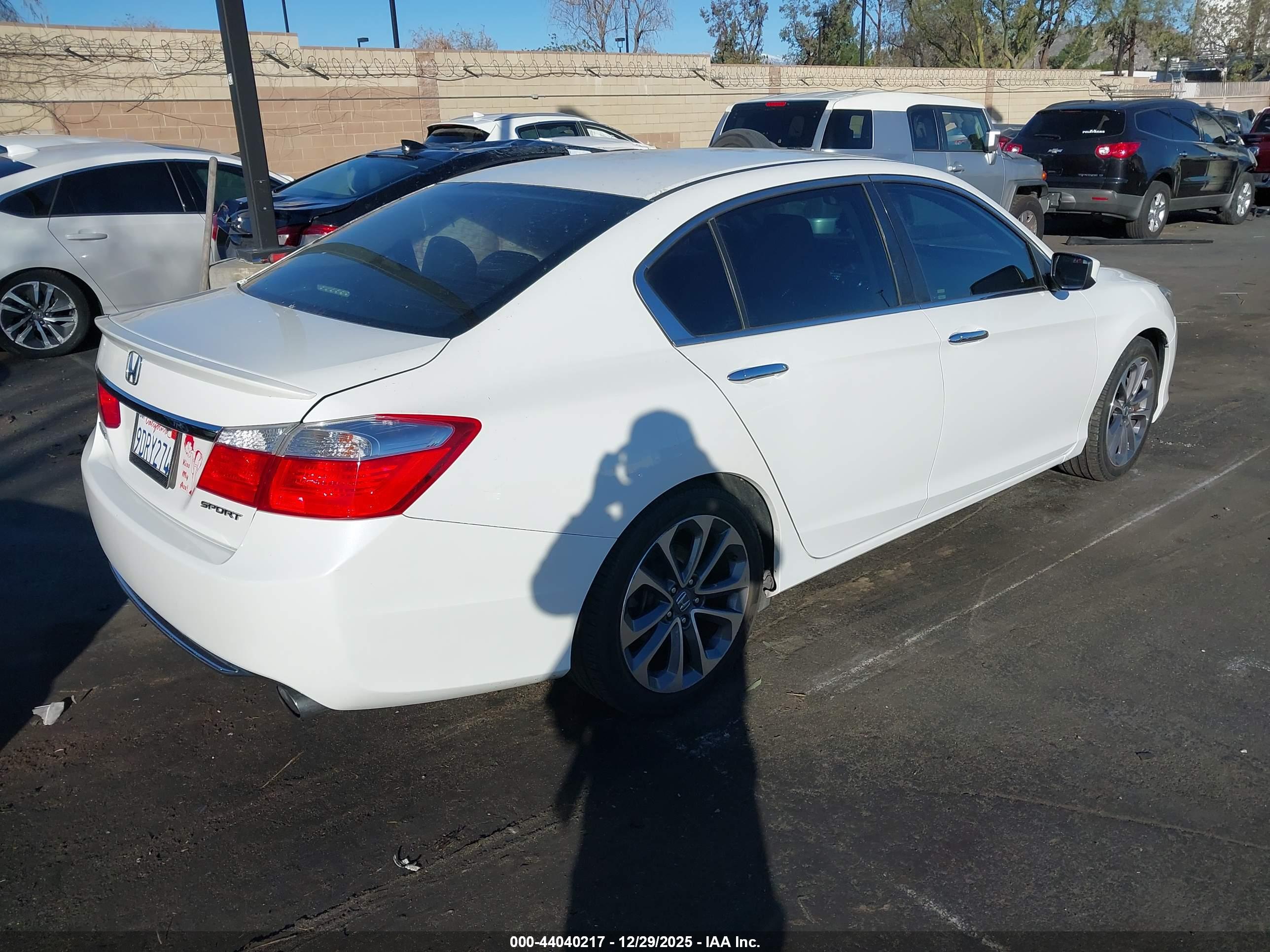 HONDA ACCORD image 4