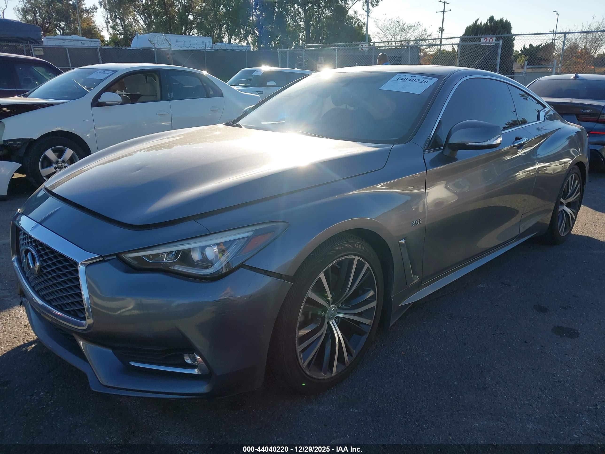 INFINITI Q60 image 2