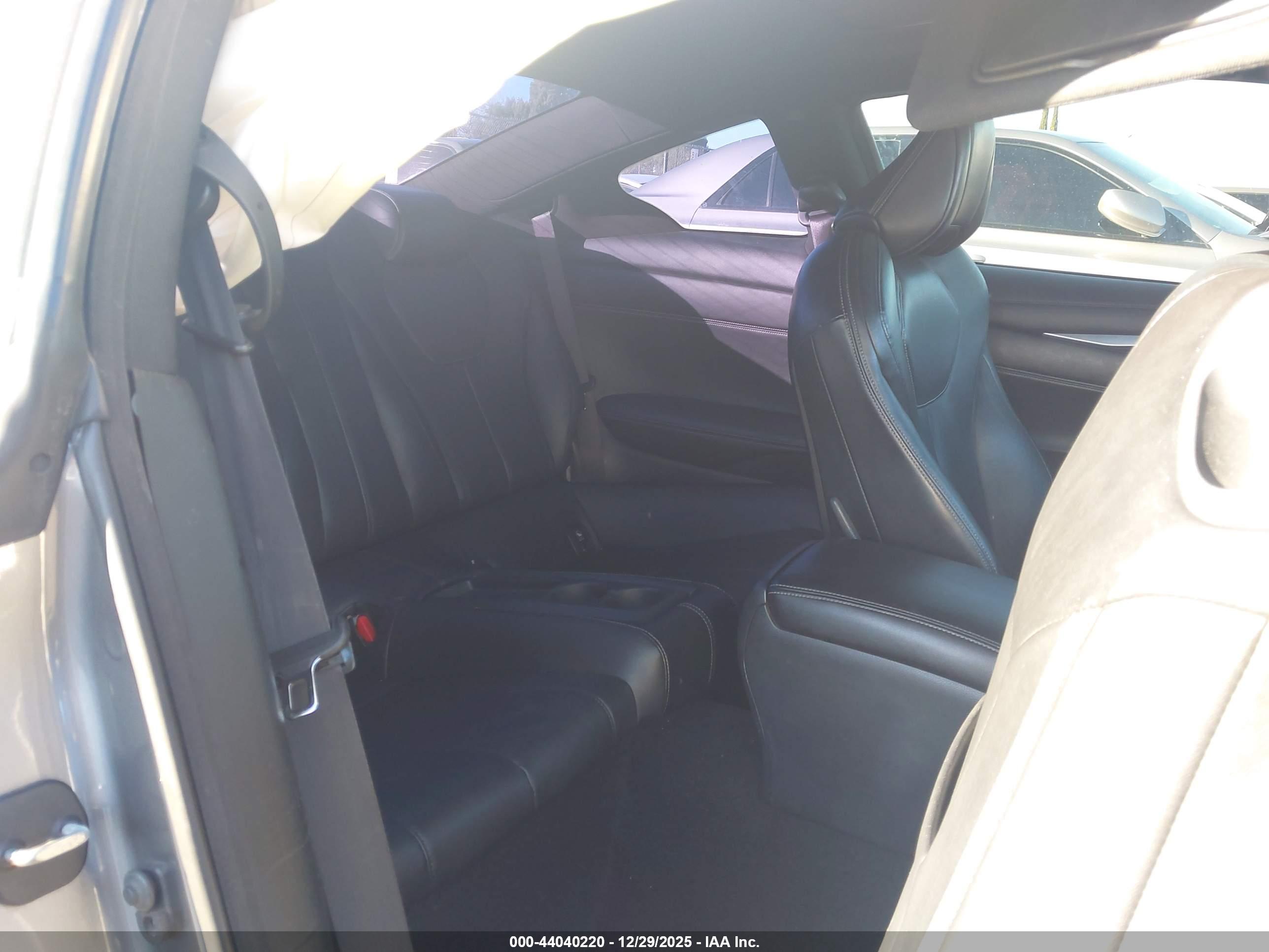 INFINITI Q60 image 8