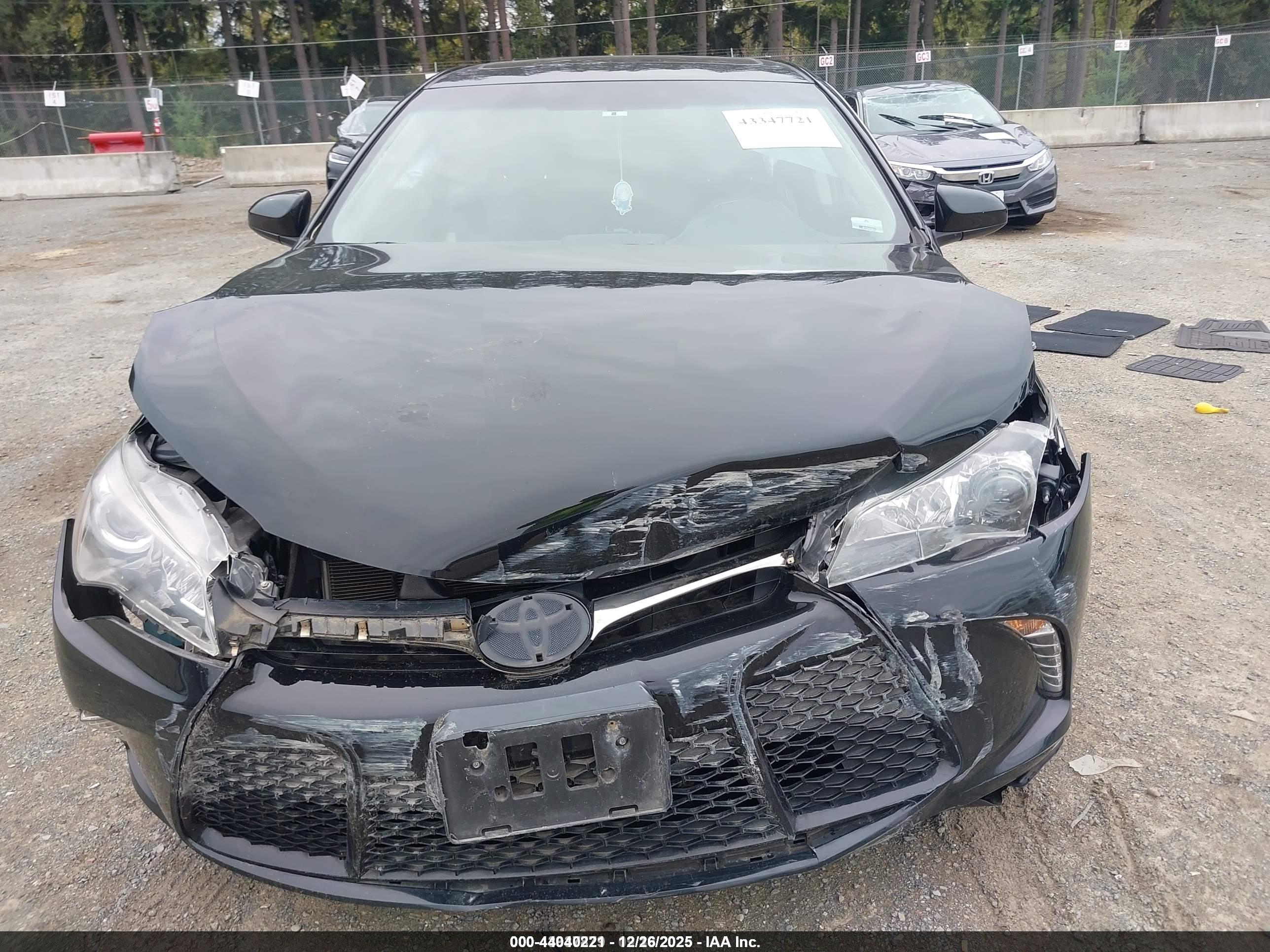 TOYOTA CAMRY image 6