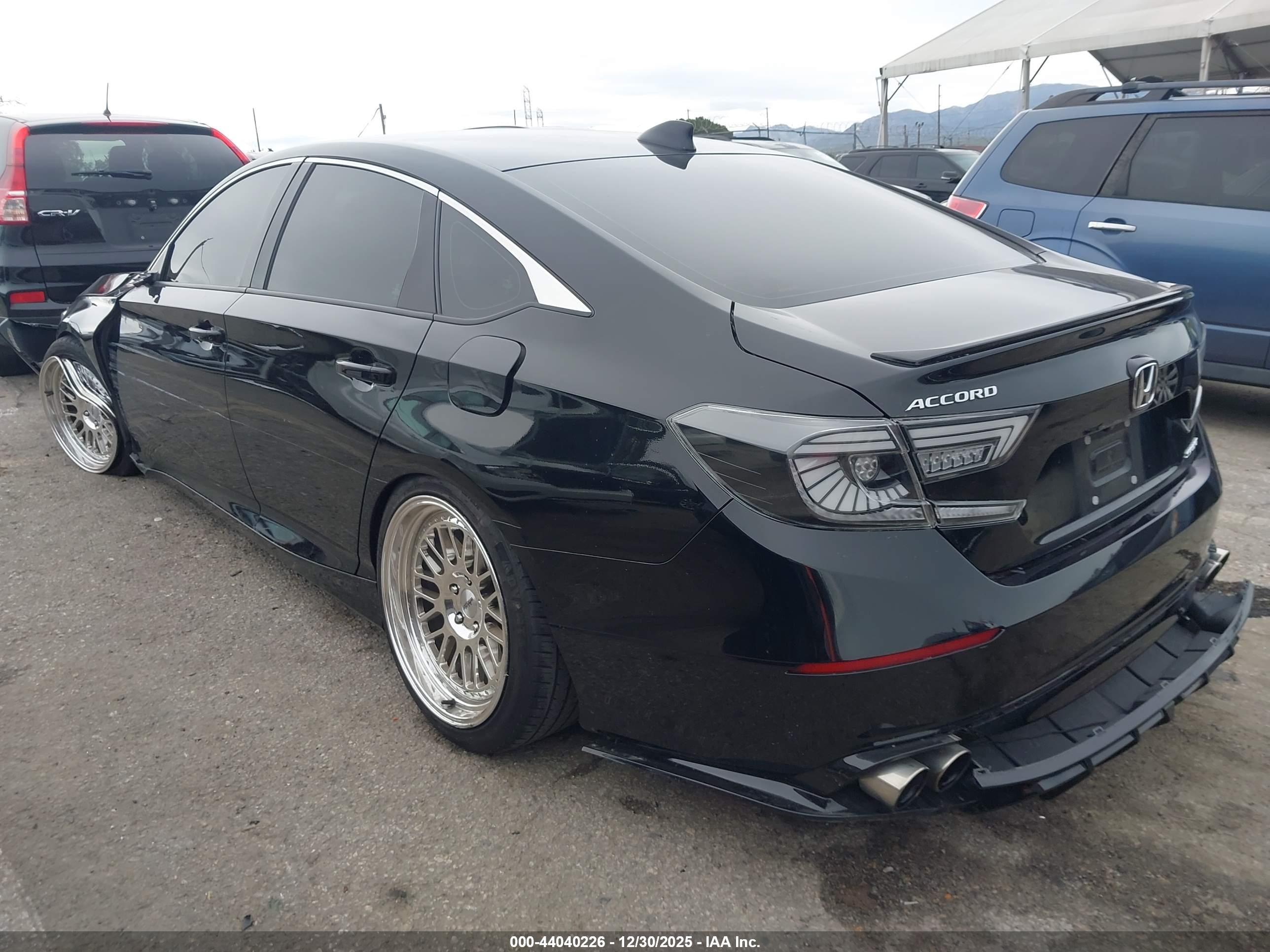 HONDA ACCORD image 3