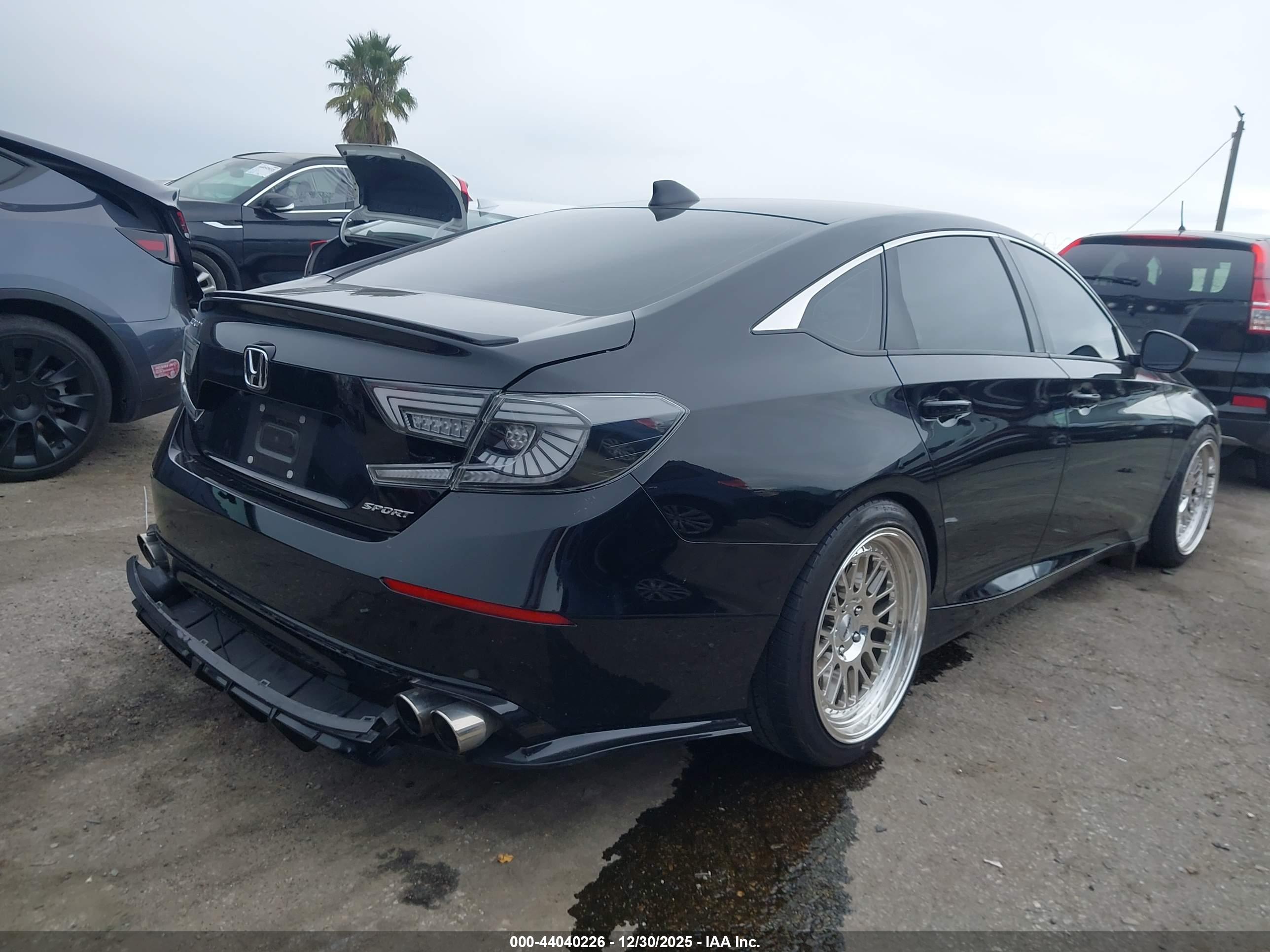 HONDA ACCORD image 4