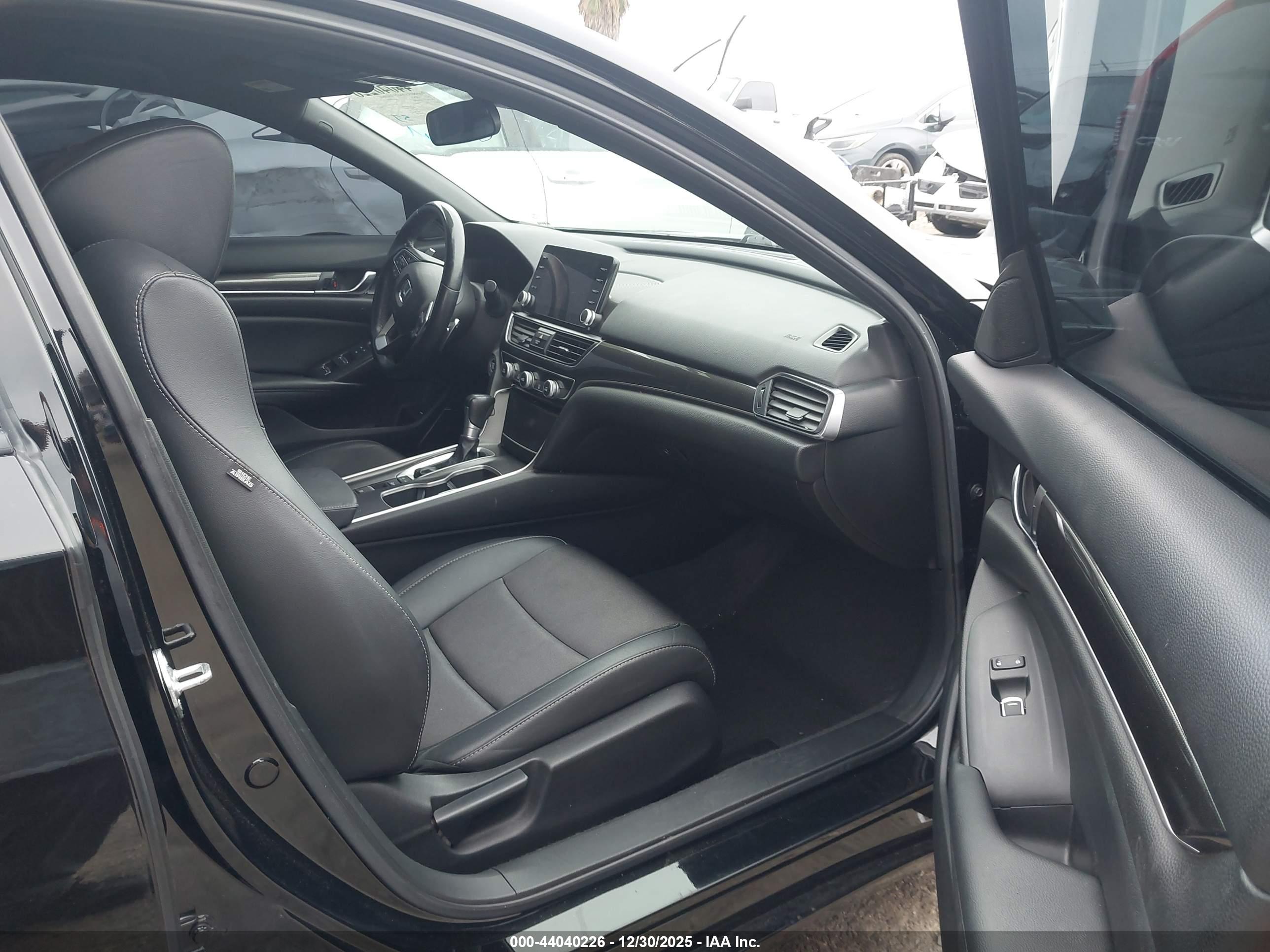 HONDA ACCORD image 5