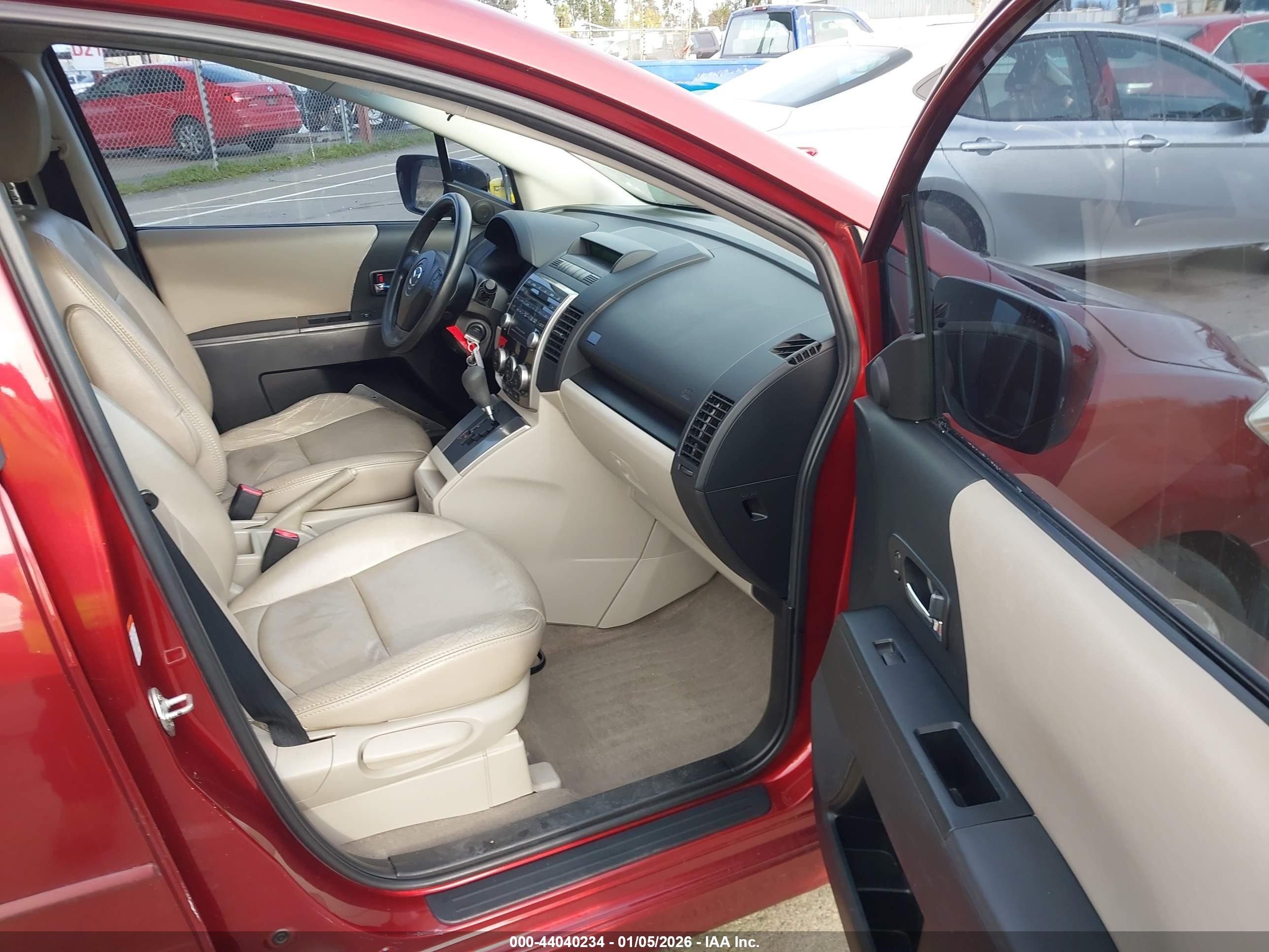 MAZDA MAZDA5 image 5