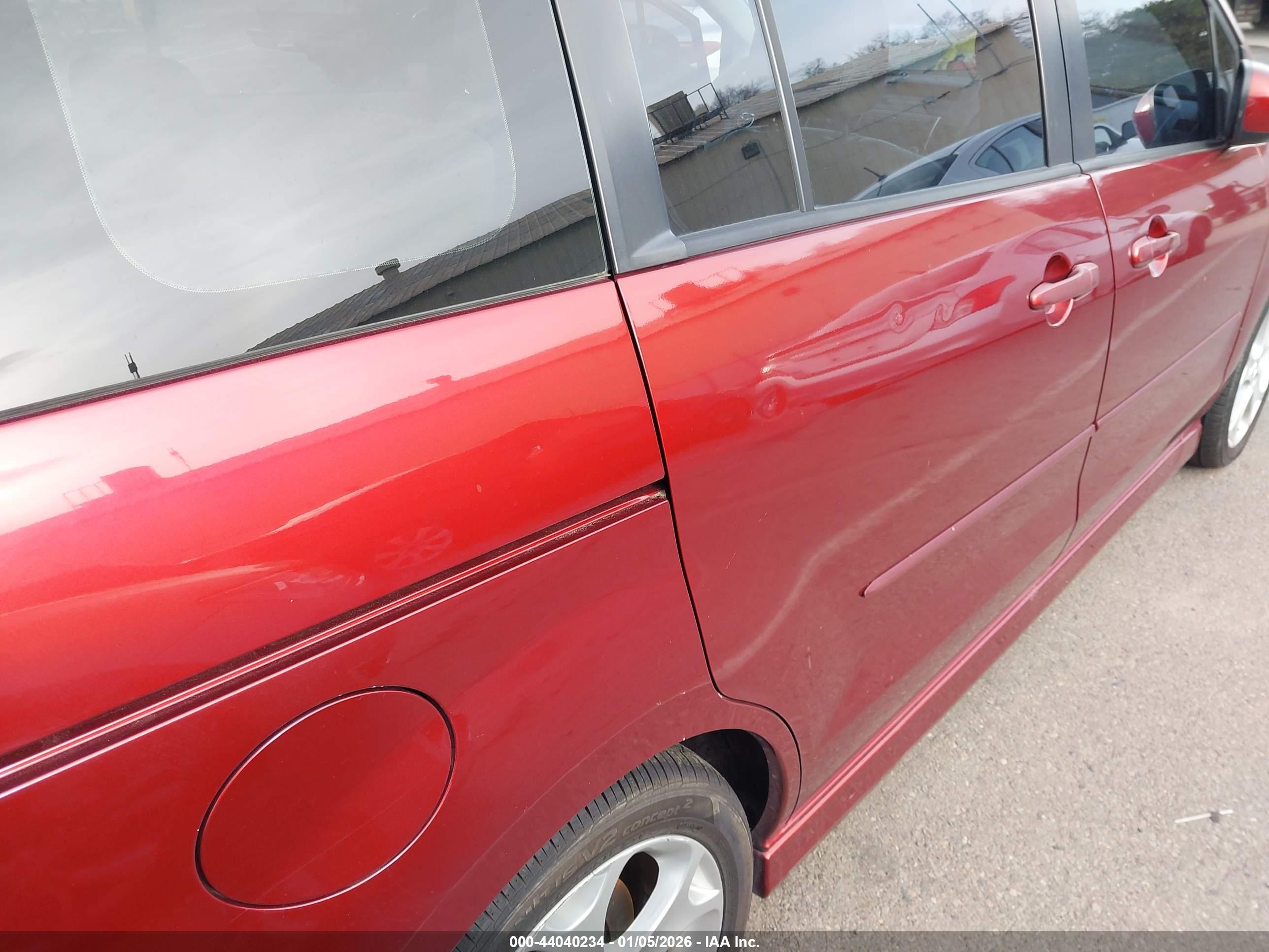 MAZDA MAZDA5 image 6