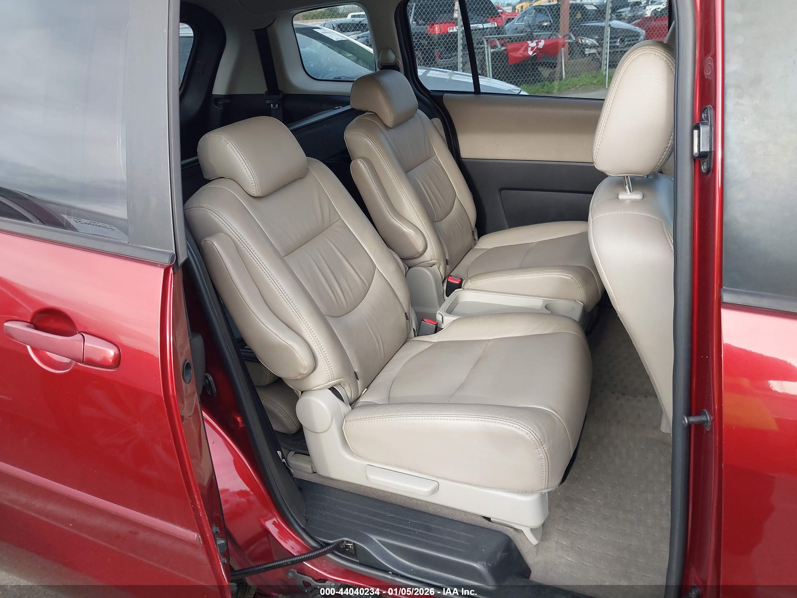 MAZDA MAZDA5 image 8