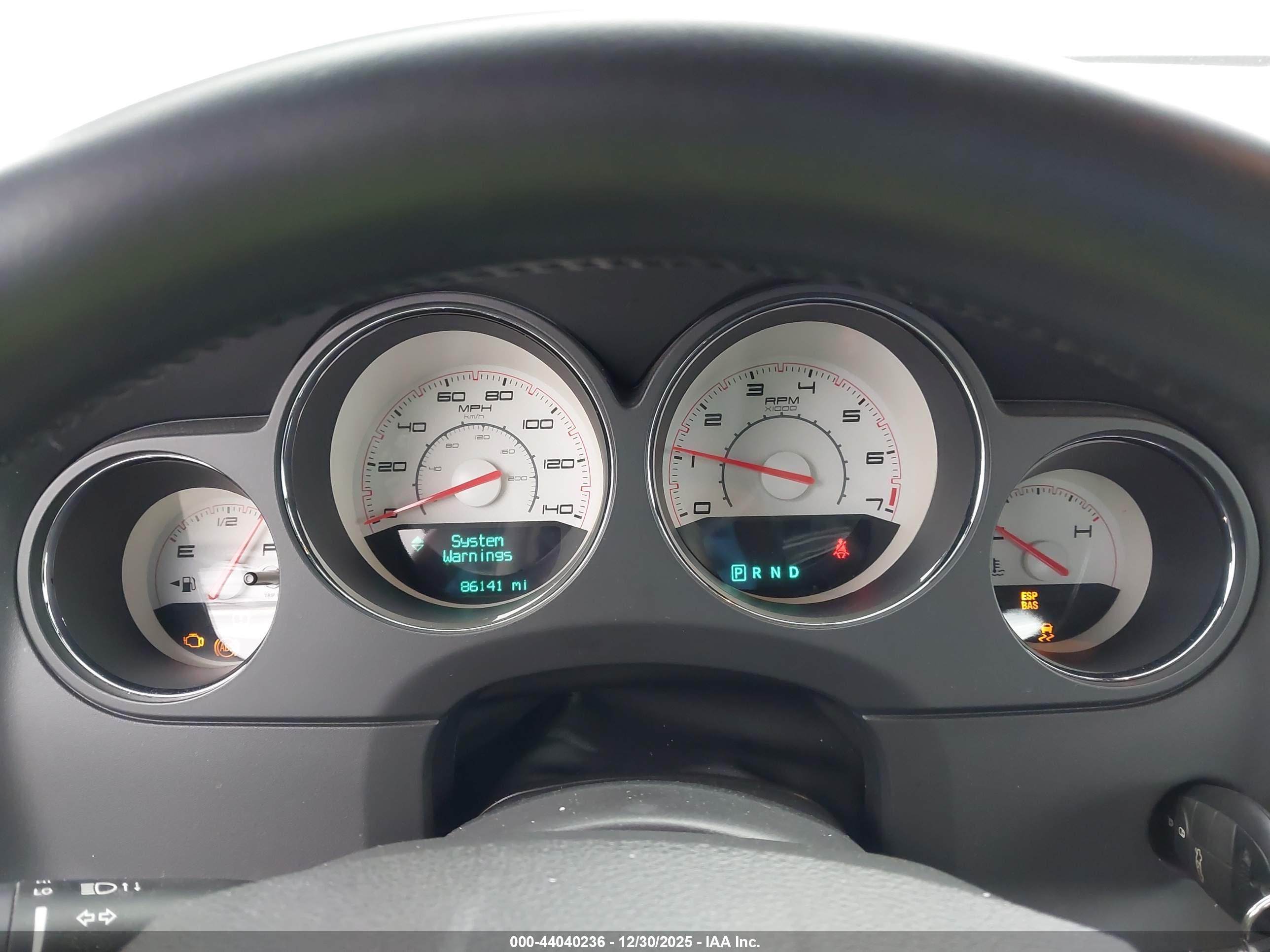 DODGE CHALLENGER image 7