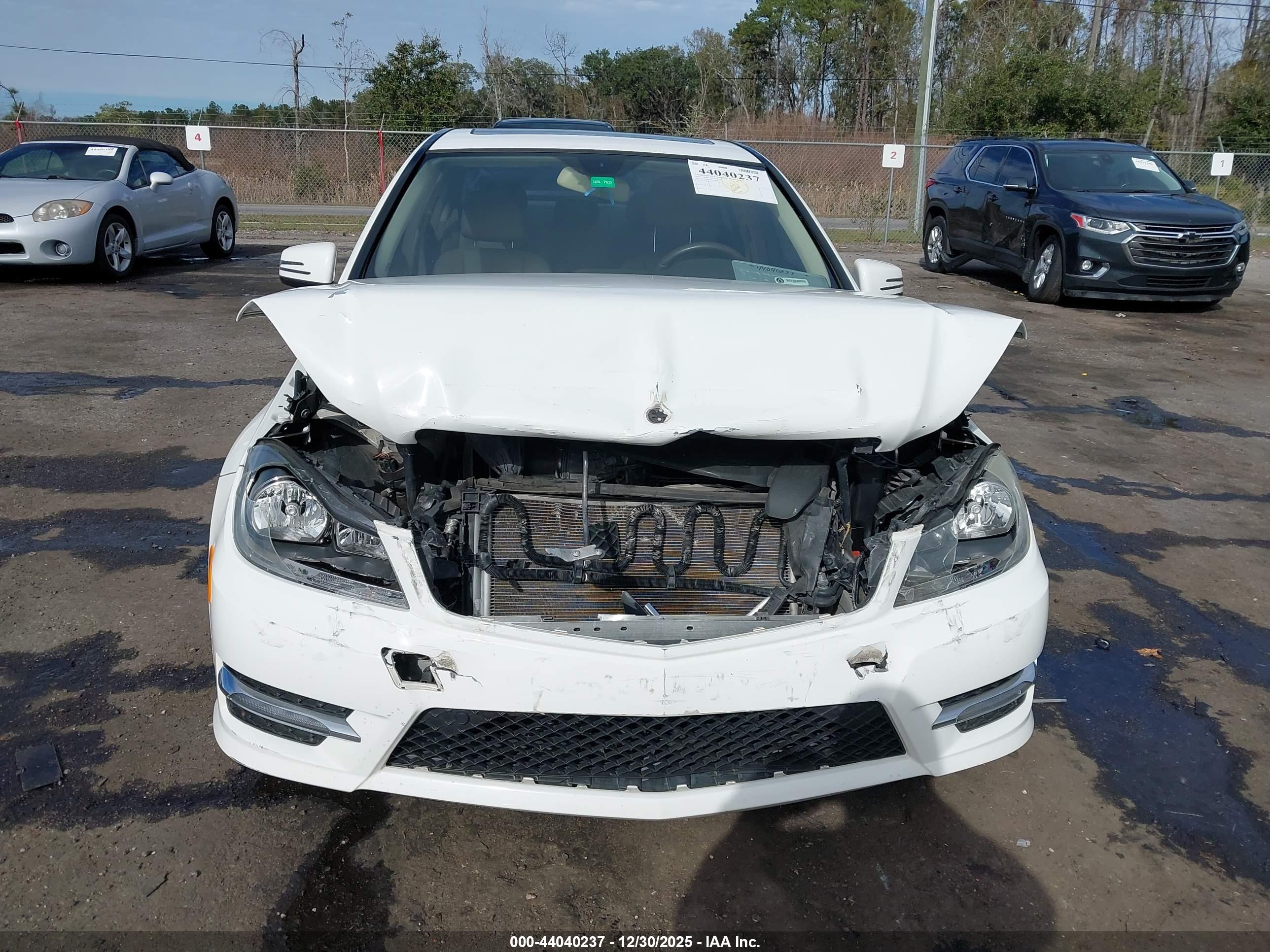 MERCEDES-BENZ C image 6