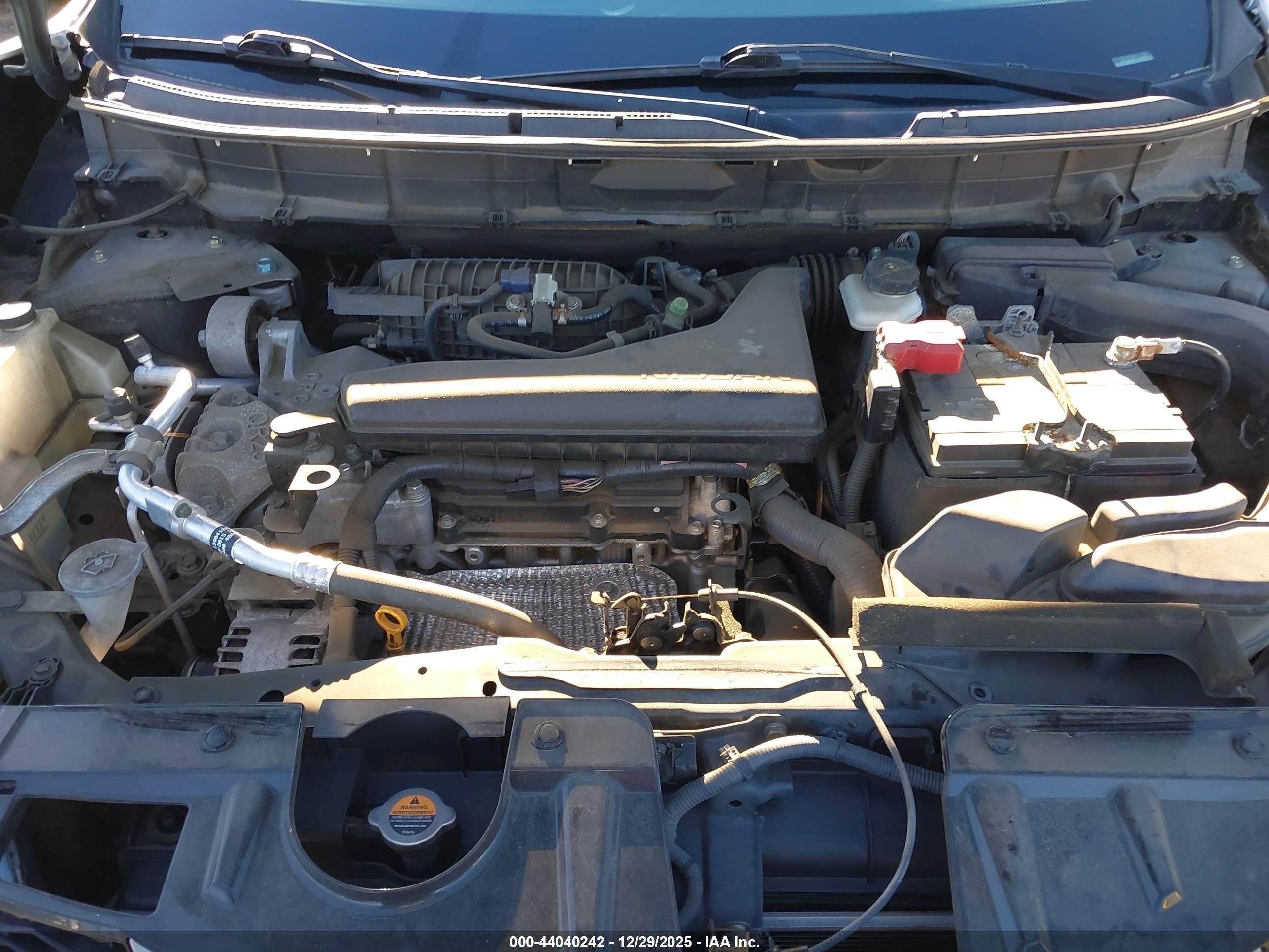 NISSAN ROGUE image 10