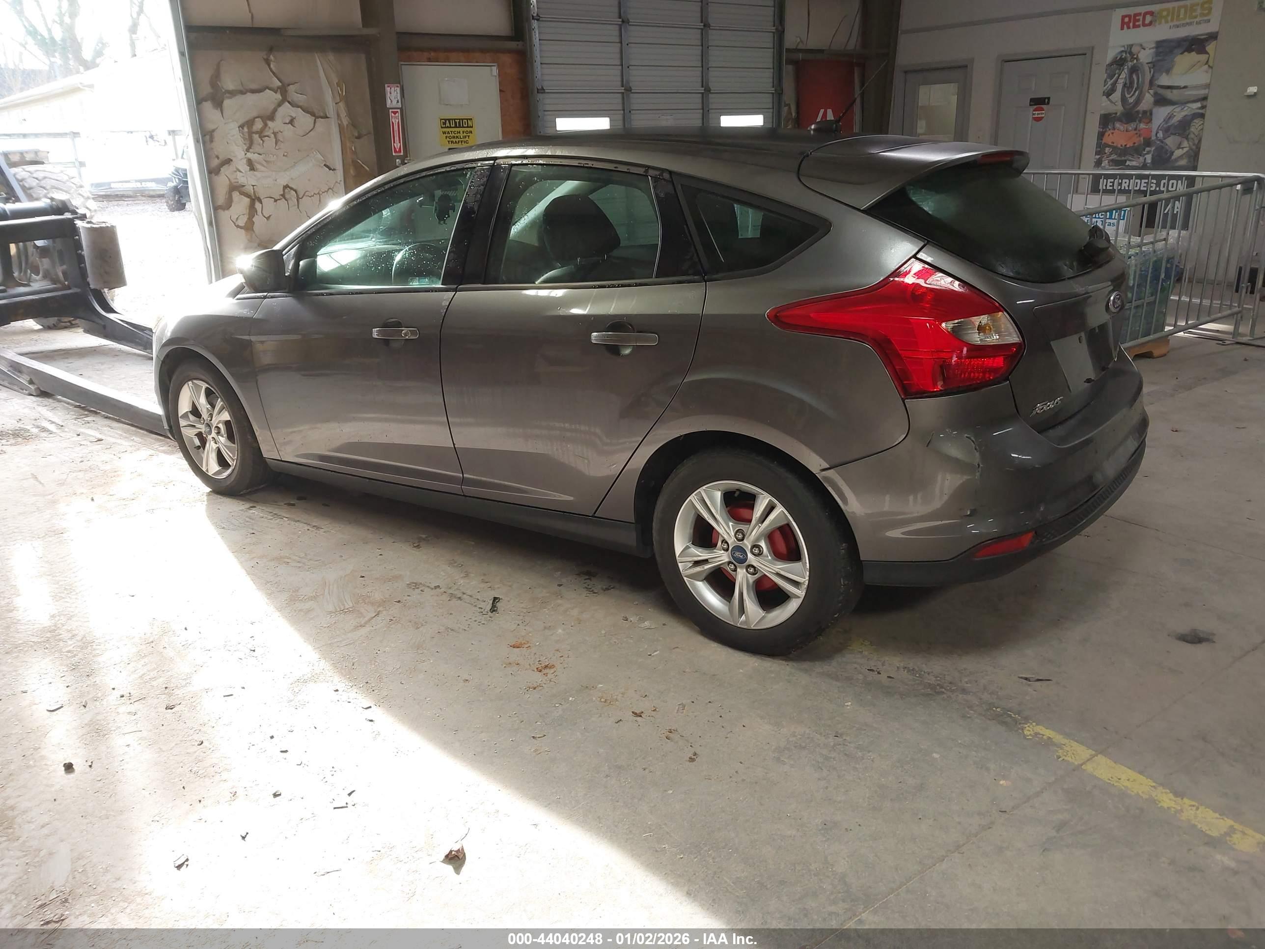 FORD FOCUS image 3