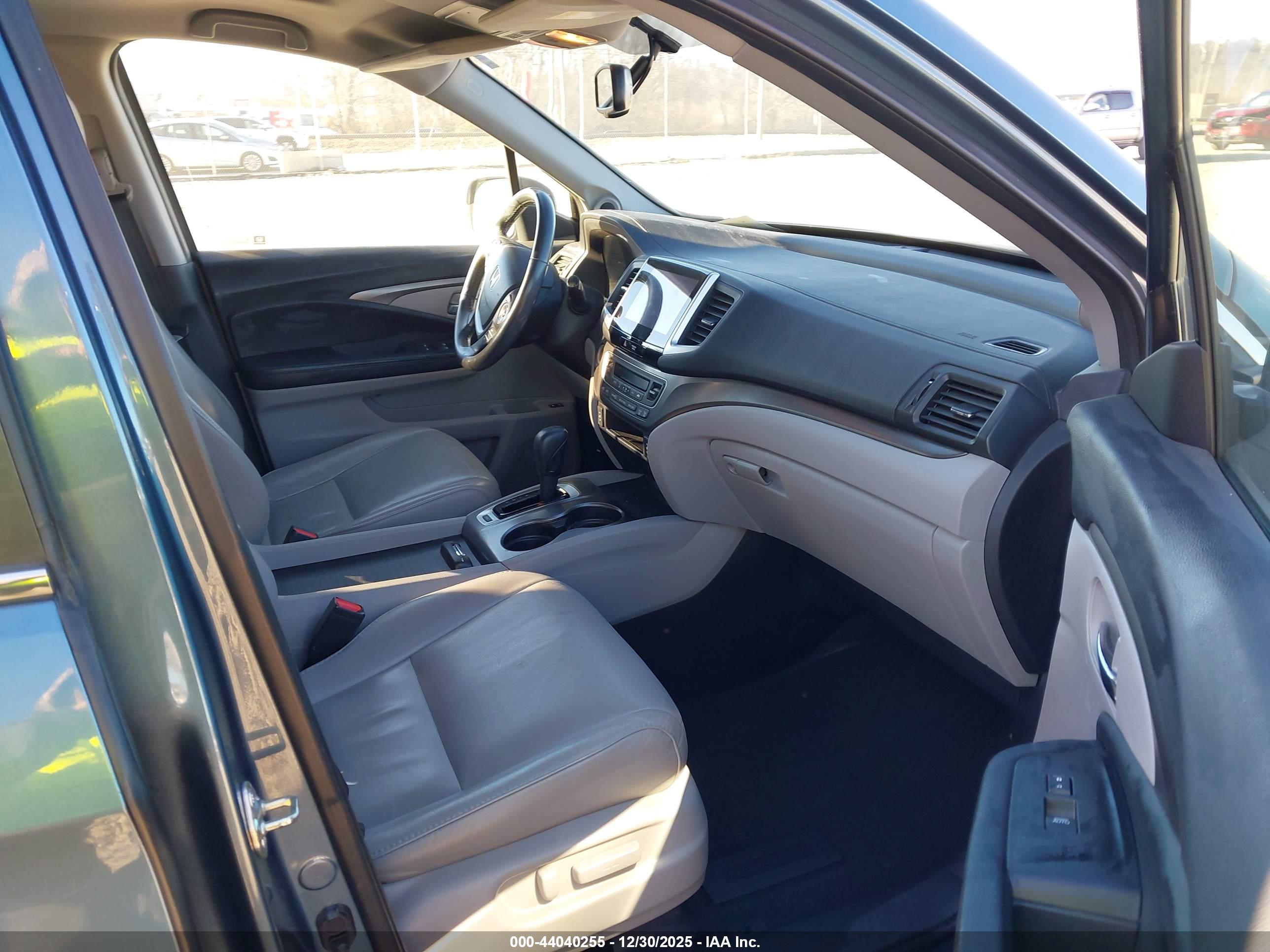 HONDA PILOT image 5