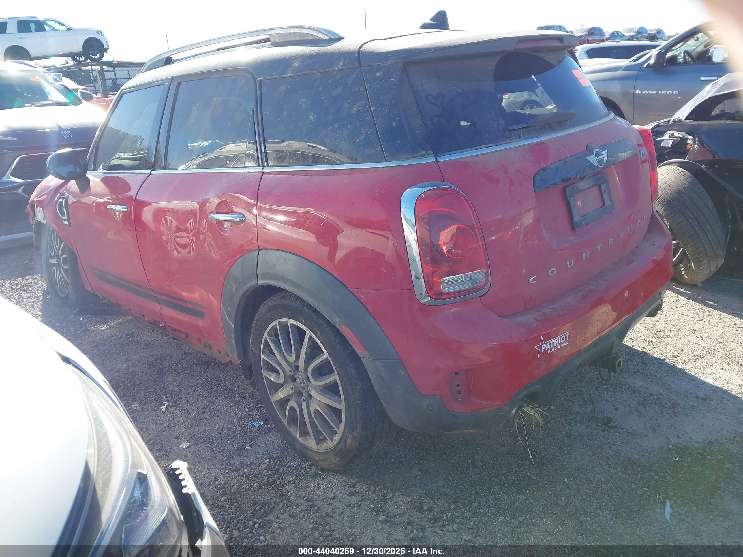 MINI COUNTRYMAN image 3