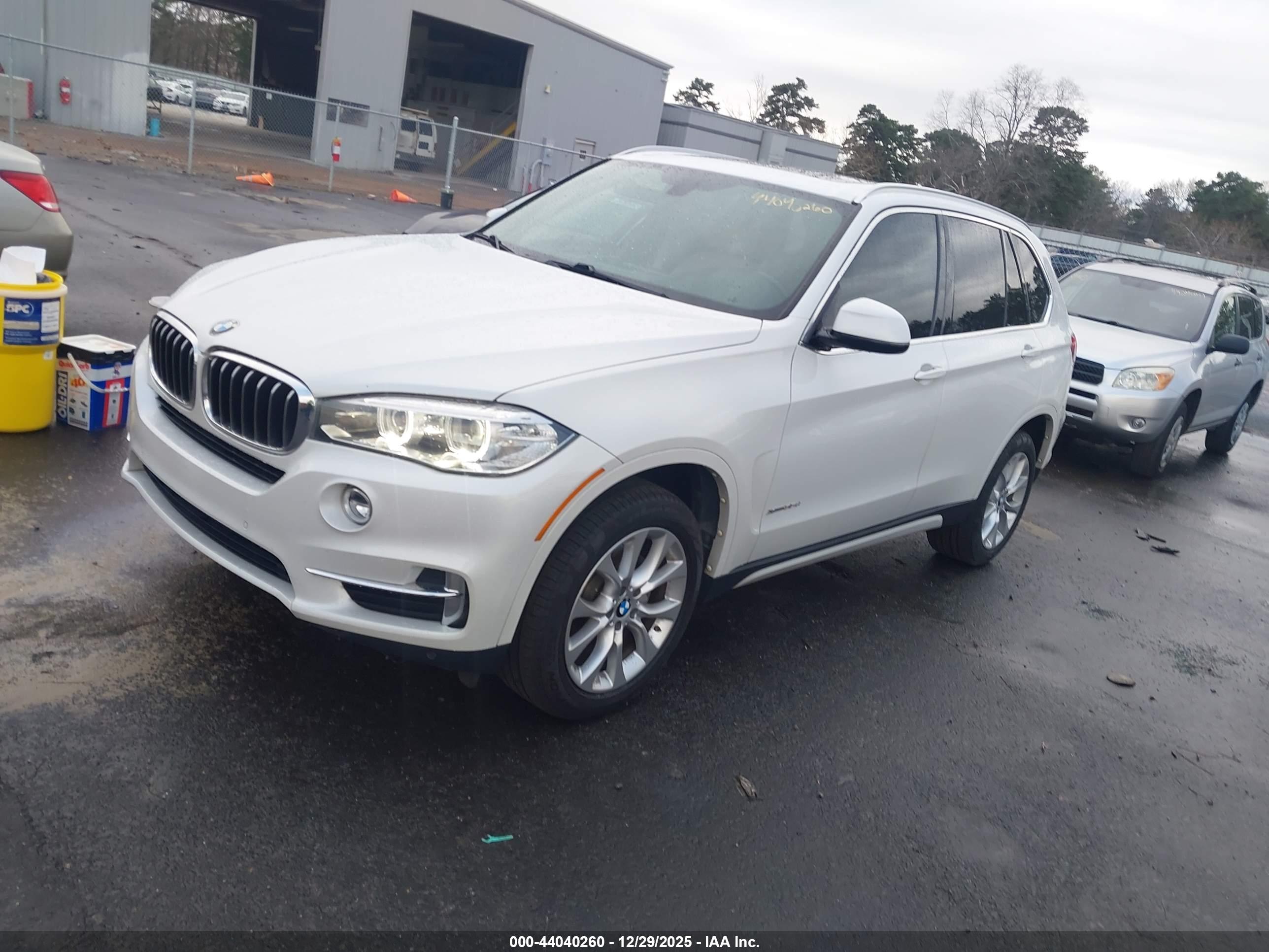 BMW X5 image 2