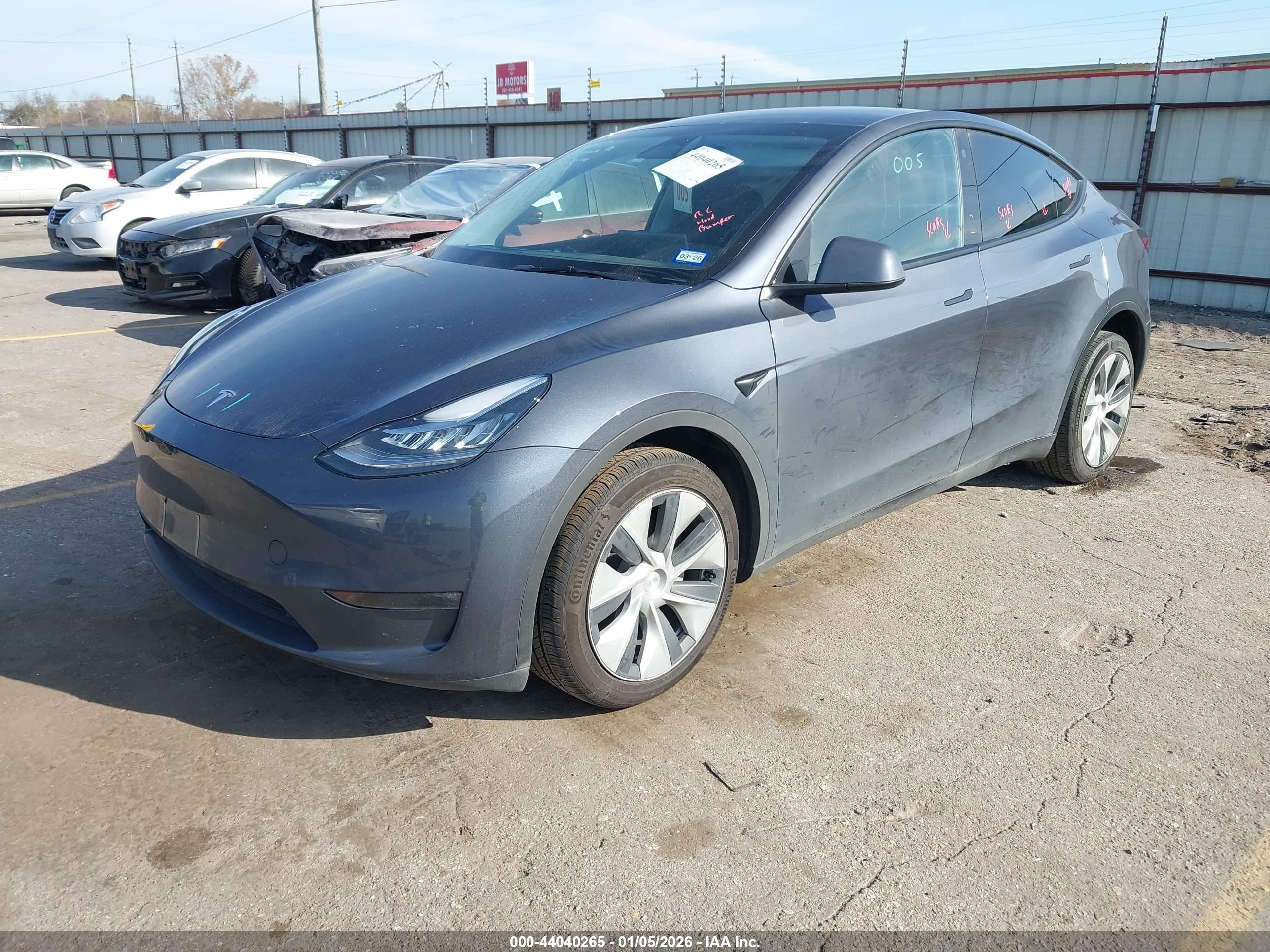 TESLA MODEL image 2